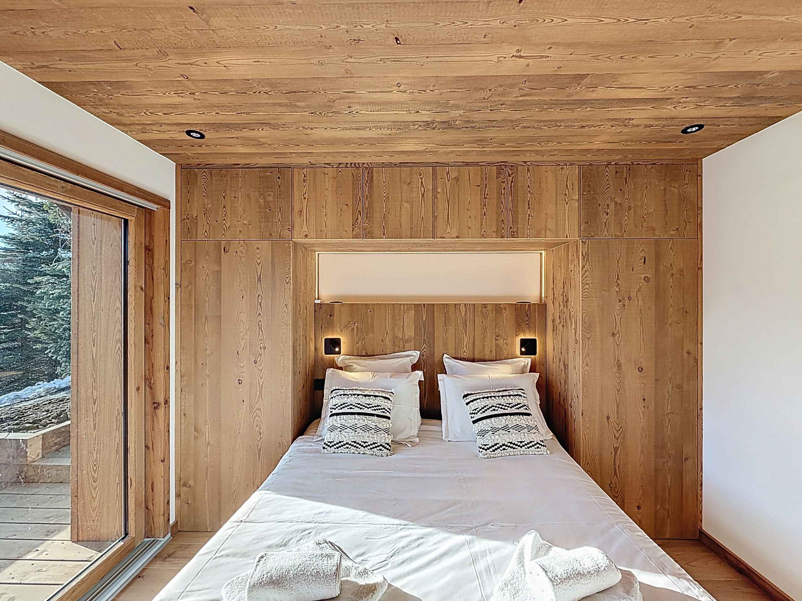 1766400528d87eba52a76a687d8e638dd032f809ff - Attribut alt par défaut.