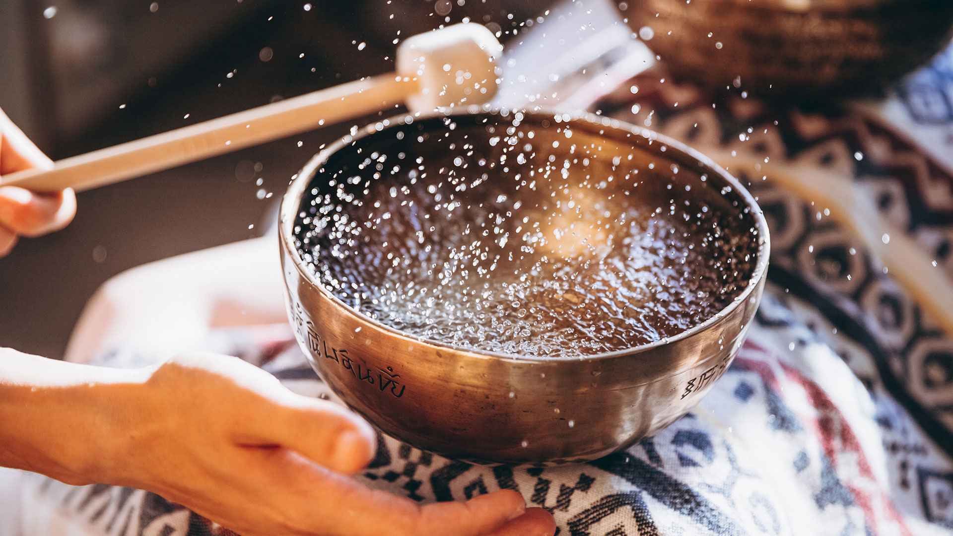 1489343421 - Translation missing: en.helpers.application.image_tag.default_alt