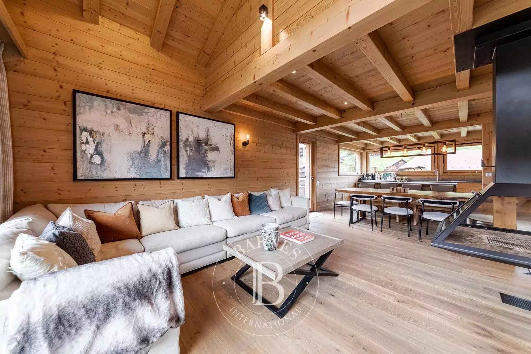 2673c7b285e305b15bfe0c9da9954d02 58e7d0a70c 1800 original - Attribut alt par défaut.