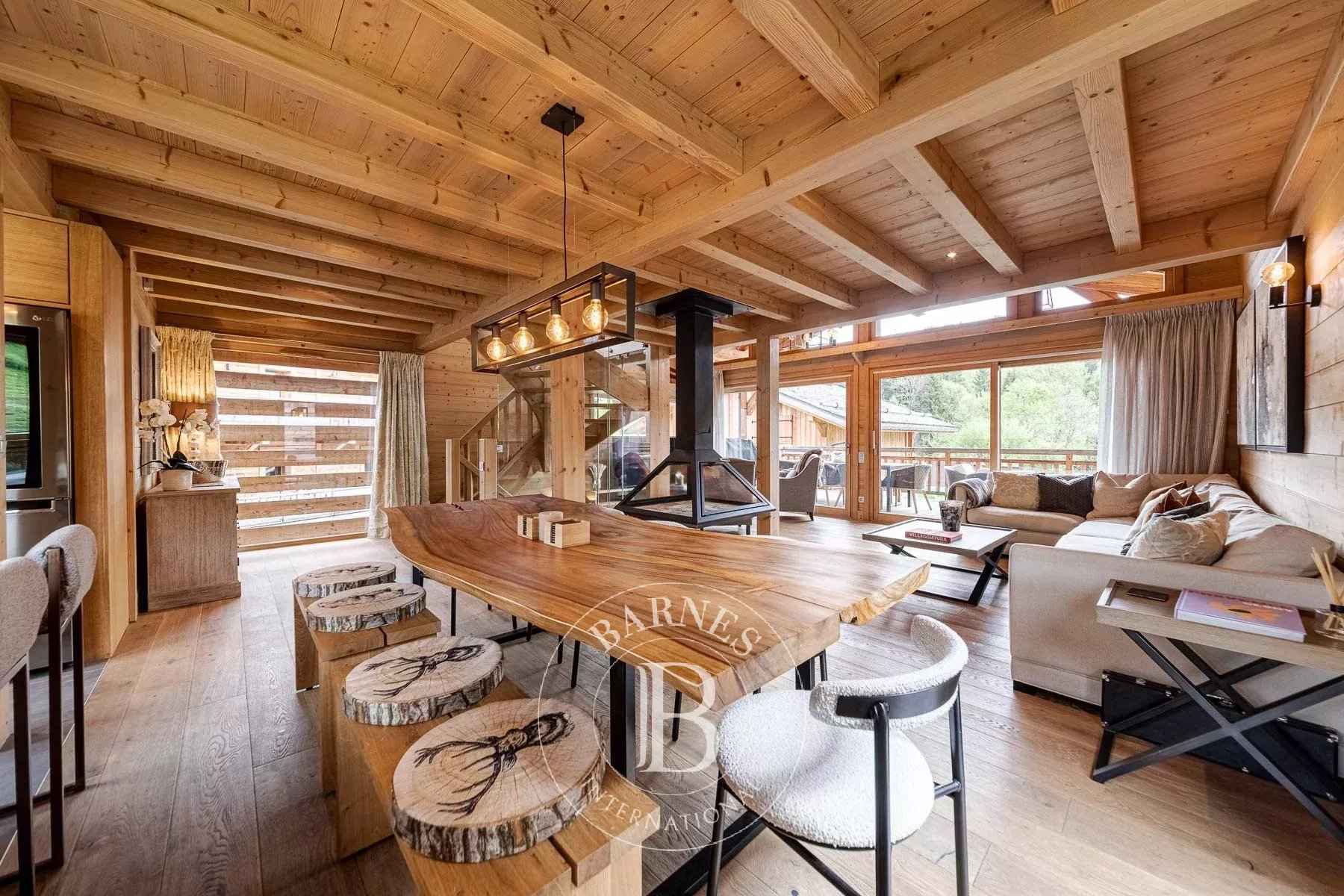 D59834851eb16f5f979b2b70cdd4d0b5 0cab37e7be 1800 original - Attribut alt par défaut.