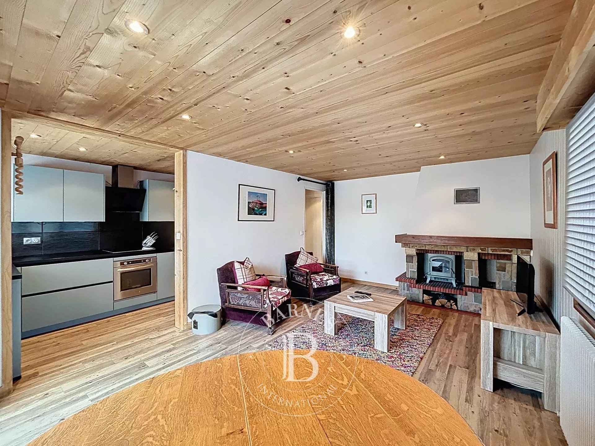 A9aed3f0cd4509eb36ca1b5dfb73f1d8 ec935ed42d 1920 original - Attribut alt par défaut.