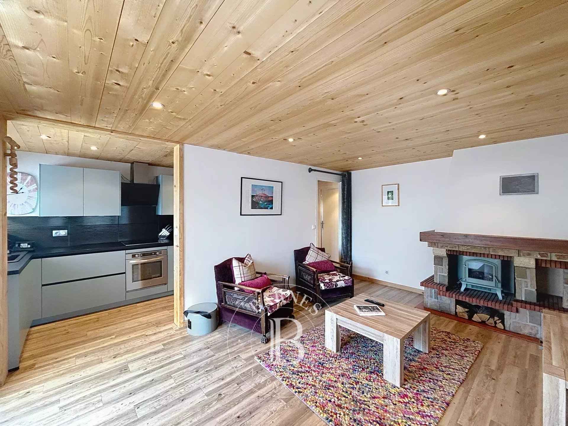 Fbe3f1619b8b29e67a0f6bfd3ccb1d2b ef28f3f00a 1920 original - Attribut alt par défaut.