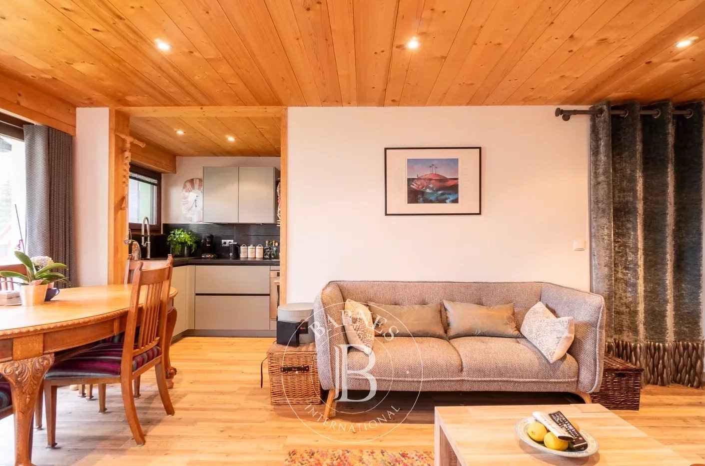 8cc5ad87b5004c1ffe16d992eb7921f8 117f977132 1411 original - Attribut alt par défaut.