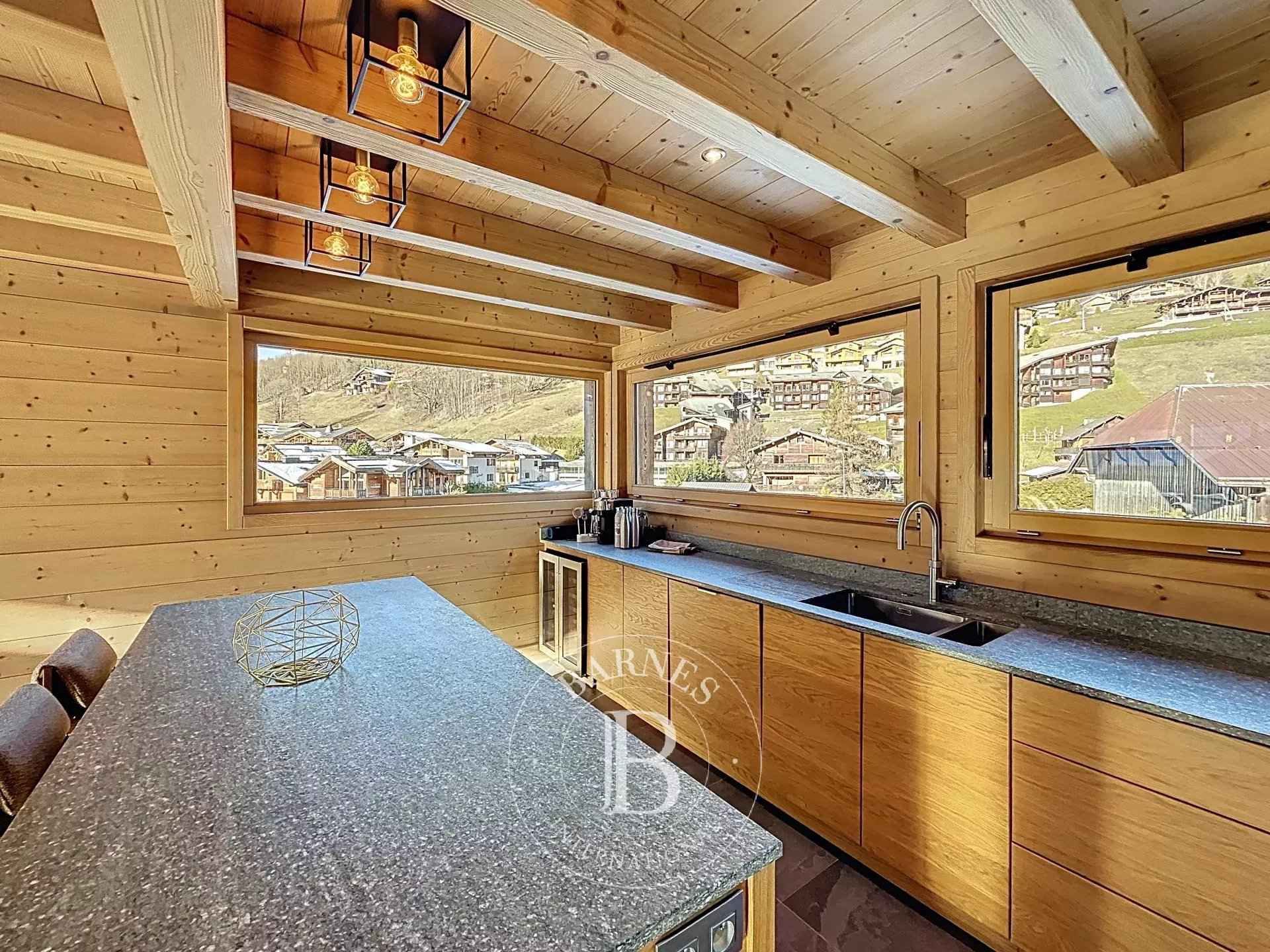 061189ecaab2db5e2b6fec4e630a9a04 51e58990f2 1920 original - Translation missing: en.helpers.application.image_tag.default_alt