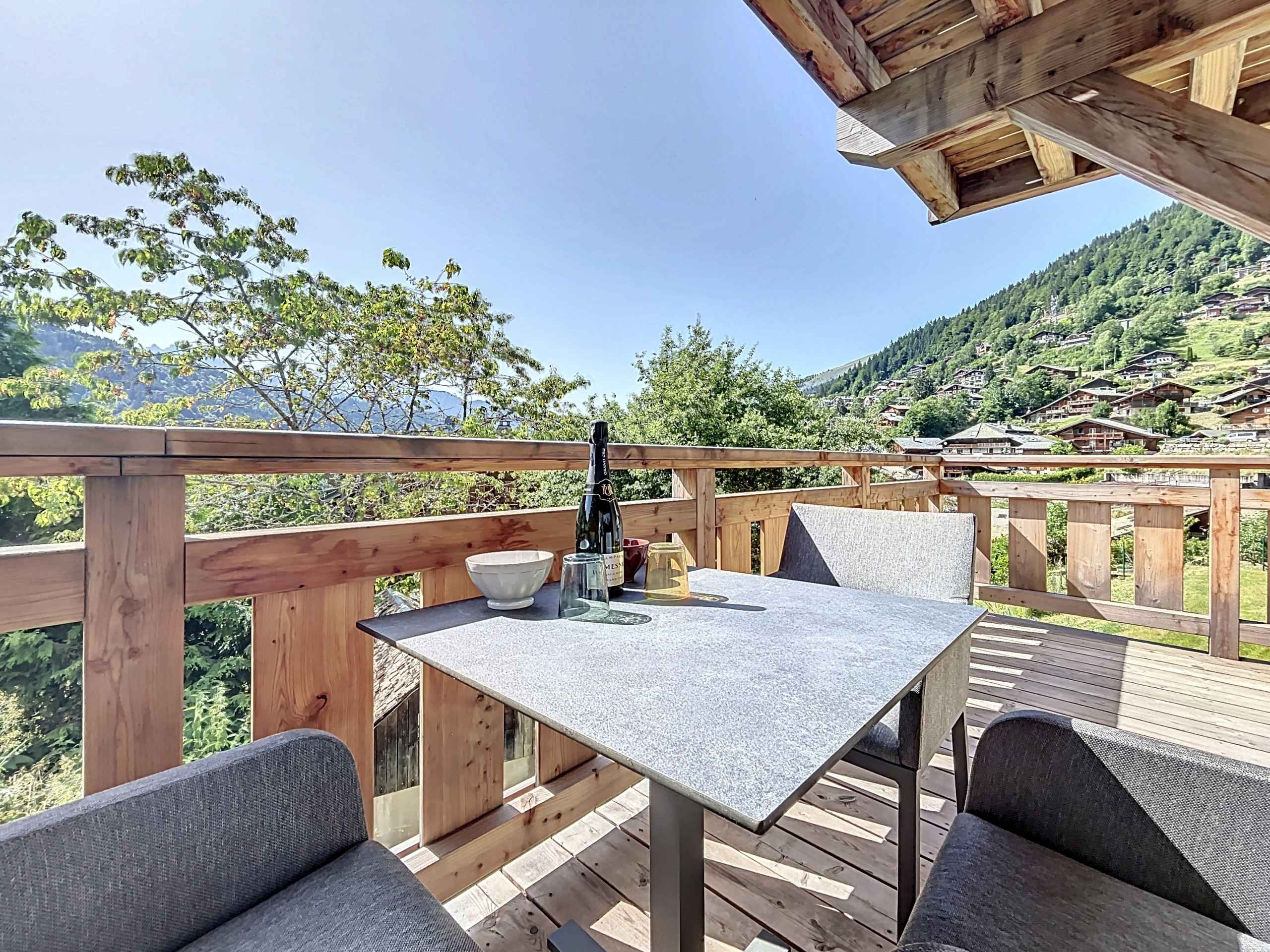 1751013880b3d404111fbe5f51218073967c1210c7 - Attribut alt par défaut.