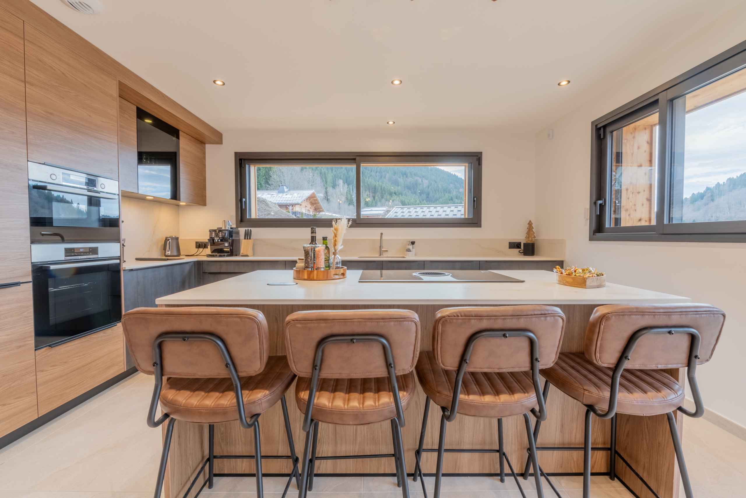 1768495031e4025f573852f5db186f8dc2fbd1ed16 - Translation missing: en.helpers.application.image_tag.default_alt