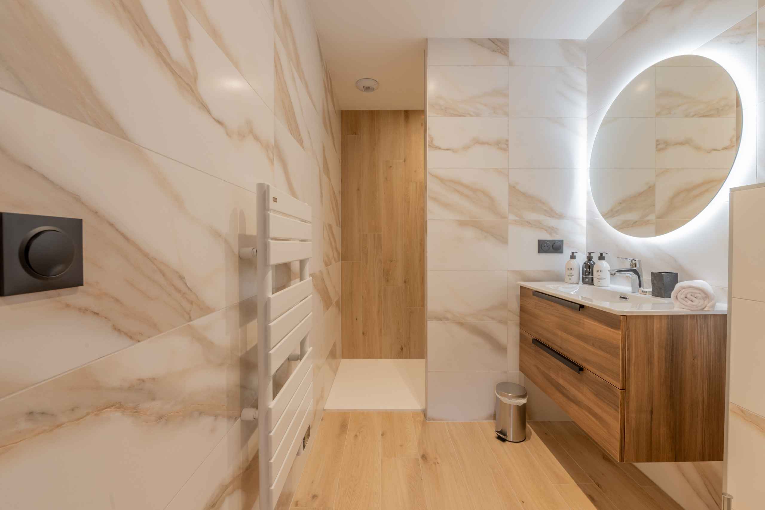 1768494958b7744e4f97f1a02cf9b215dd9dd66ab5 - Translation missing: en.helpers.application.image_tag.default_alt