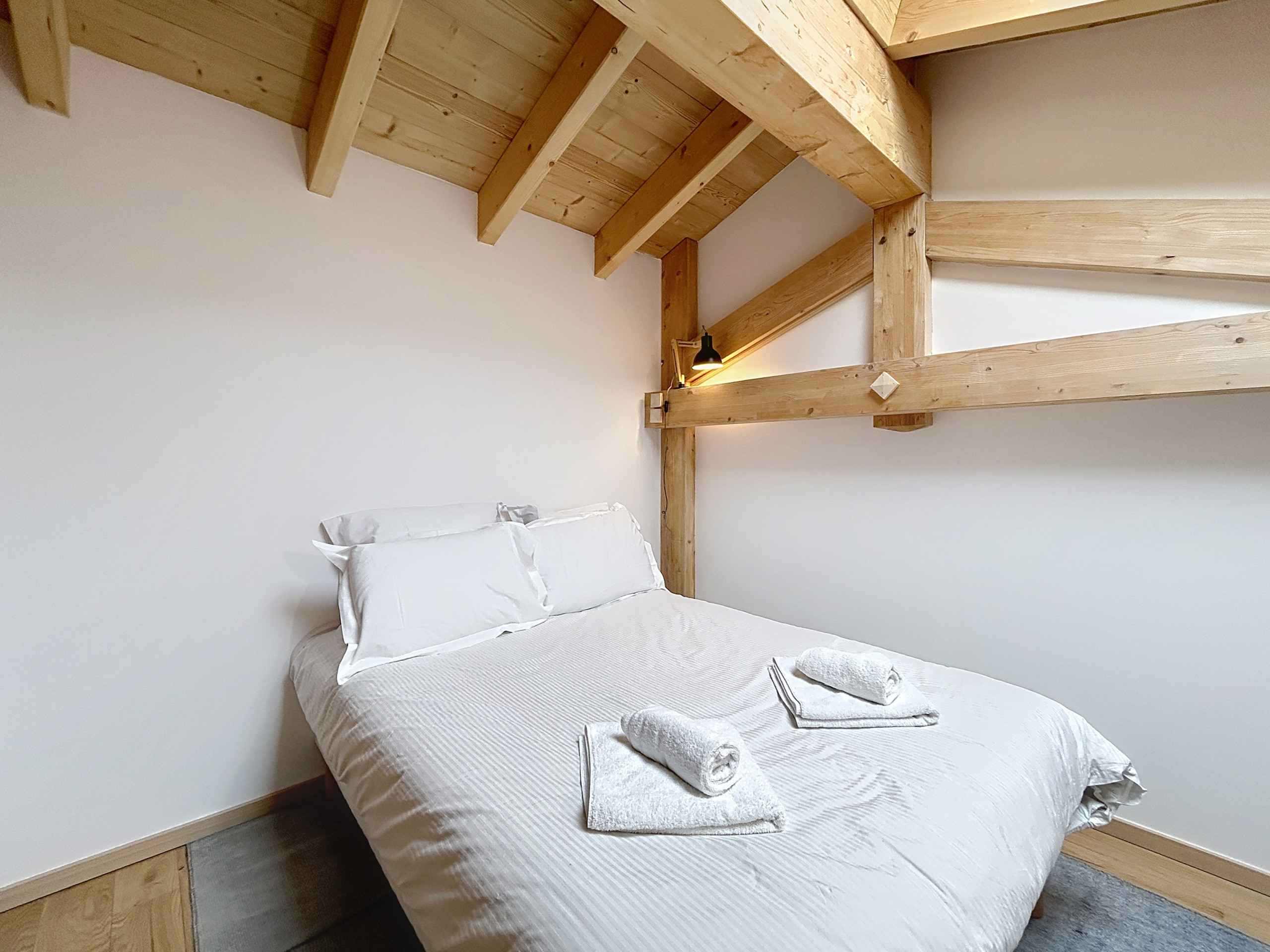 1763392586f7bedc58f8e897367f57a6b20192e40f - Translation missing: en.helpers.application.image_tag.default_alt