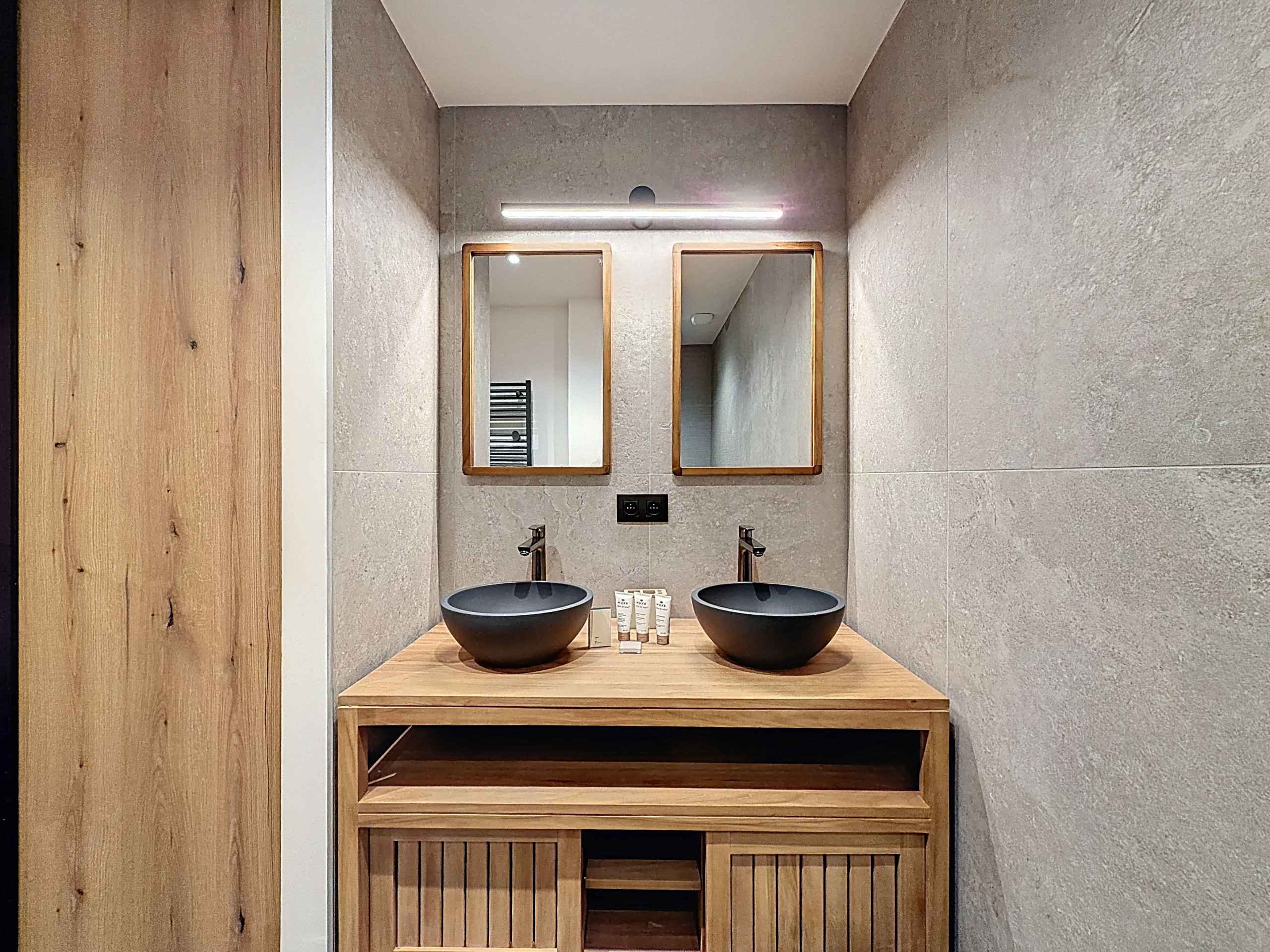 1766400544c5a82ee2cc1f9bdfa4b1580bf273f62a - Attribut alt par défaut.