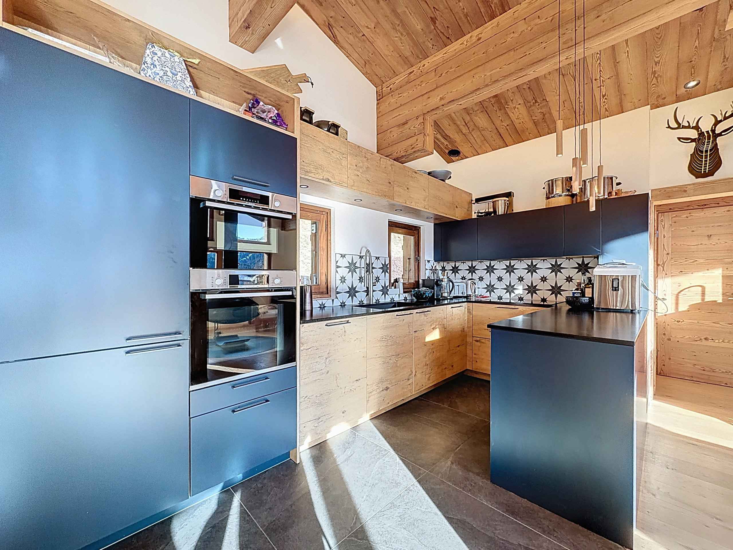 176640052550b3ec39c2750d0bb30b1dd7f512d952 - Attribut alt par défaut.