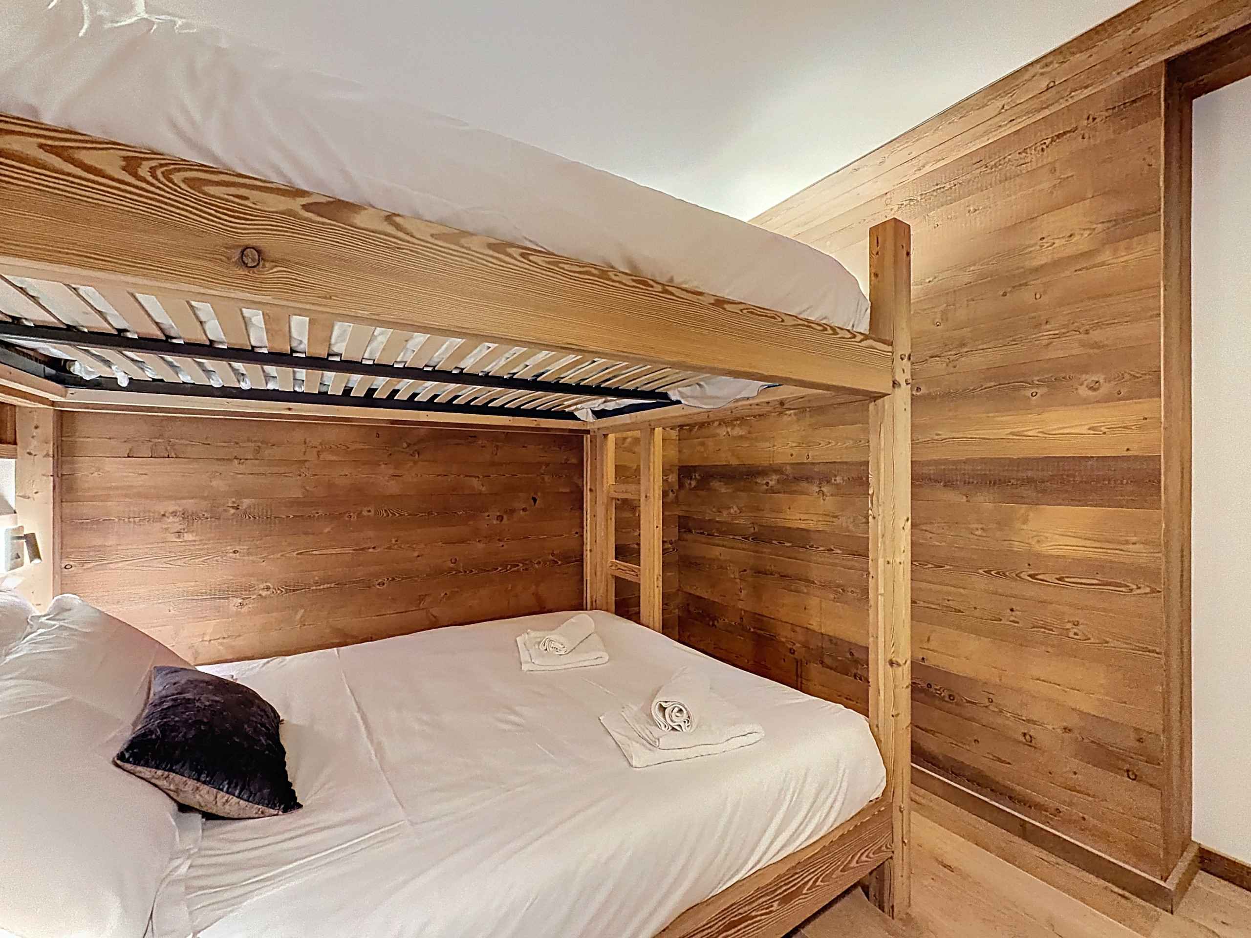 1766400508d5a20e6e0f1d670e0f950511421b6238 - Attribut alt par défaut.