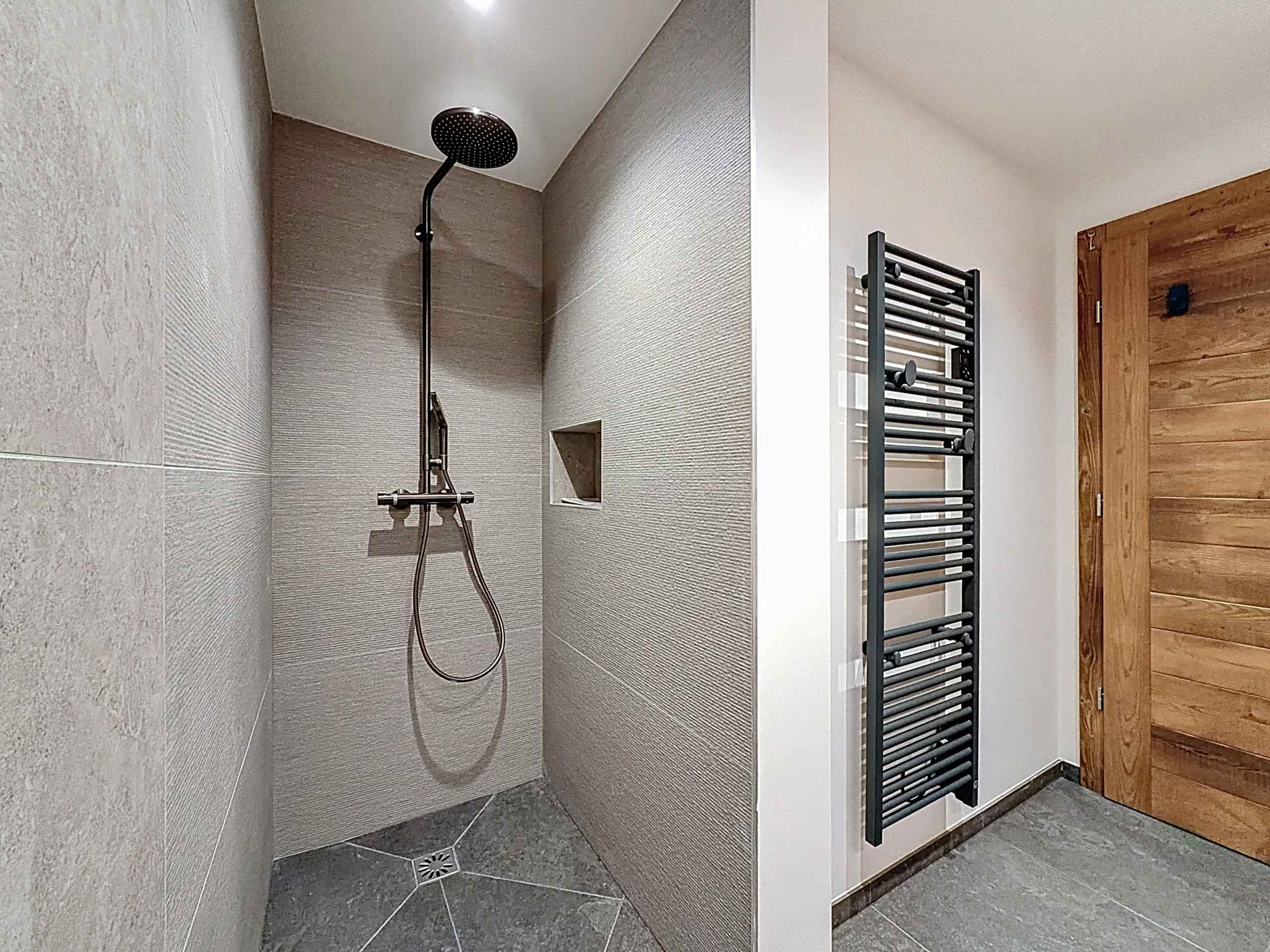 1766400554373a100ffd4579ef8019dffb15c625f2 - Attribut alt par défaut.