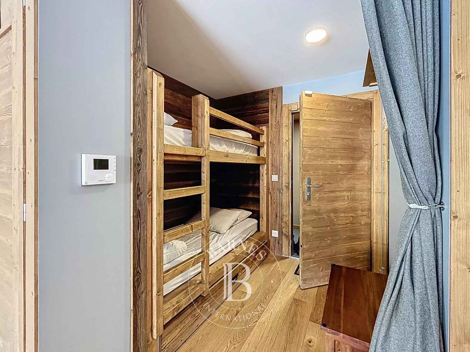 B046eab6cf72f50bce5d4645b4f9a20a 2e545c988b 1920 original - Attribut alt par défaut.