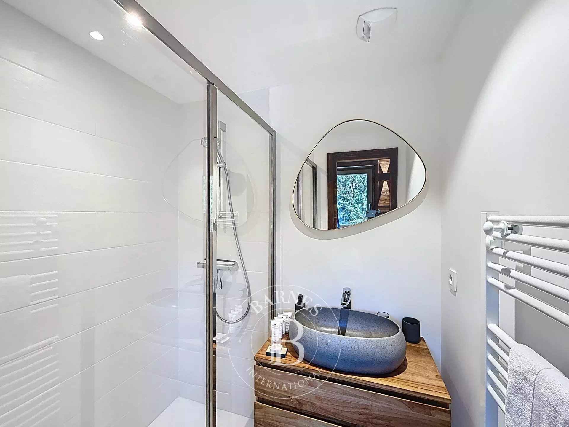 C6079a898e65fd72477006bc420f33c9 7e4c5597c0 1920 original - Attribut alt par défaut.