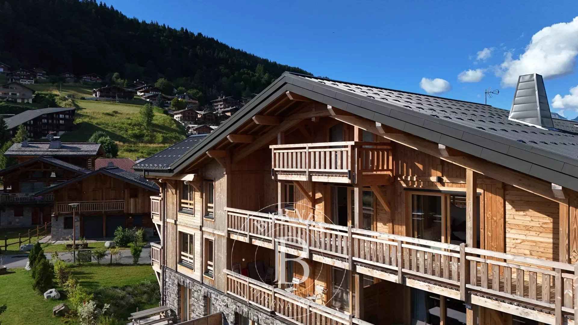 21db41518cfbe716e7c3e0bda34ac575 5060ffabfd 1920 original - Attribut alt par défaut.