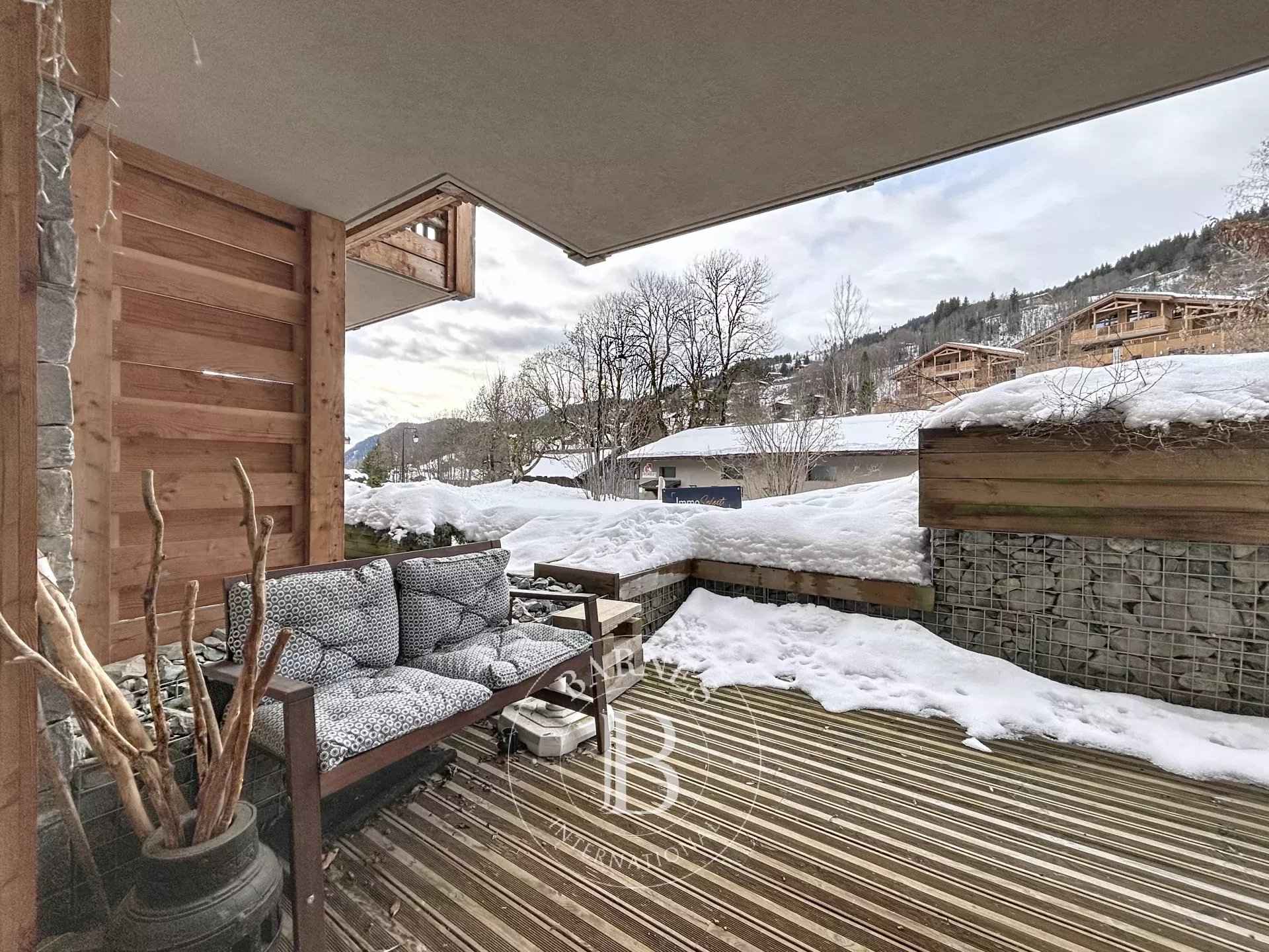 9910f8e6678662feaa0e8e15ba843021 d914a007b4 1920 original - Attribut alt par défaut.