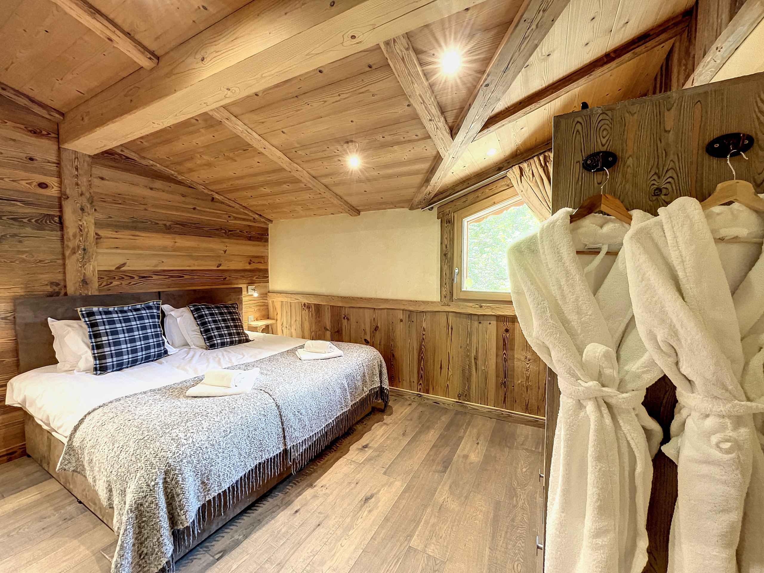 171112253862c034e1a8db6cfcdfb00566bb840ca9 - Attribut alt par défaut.