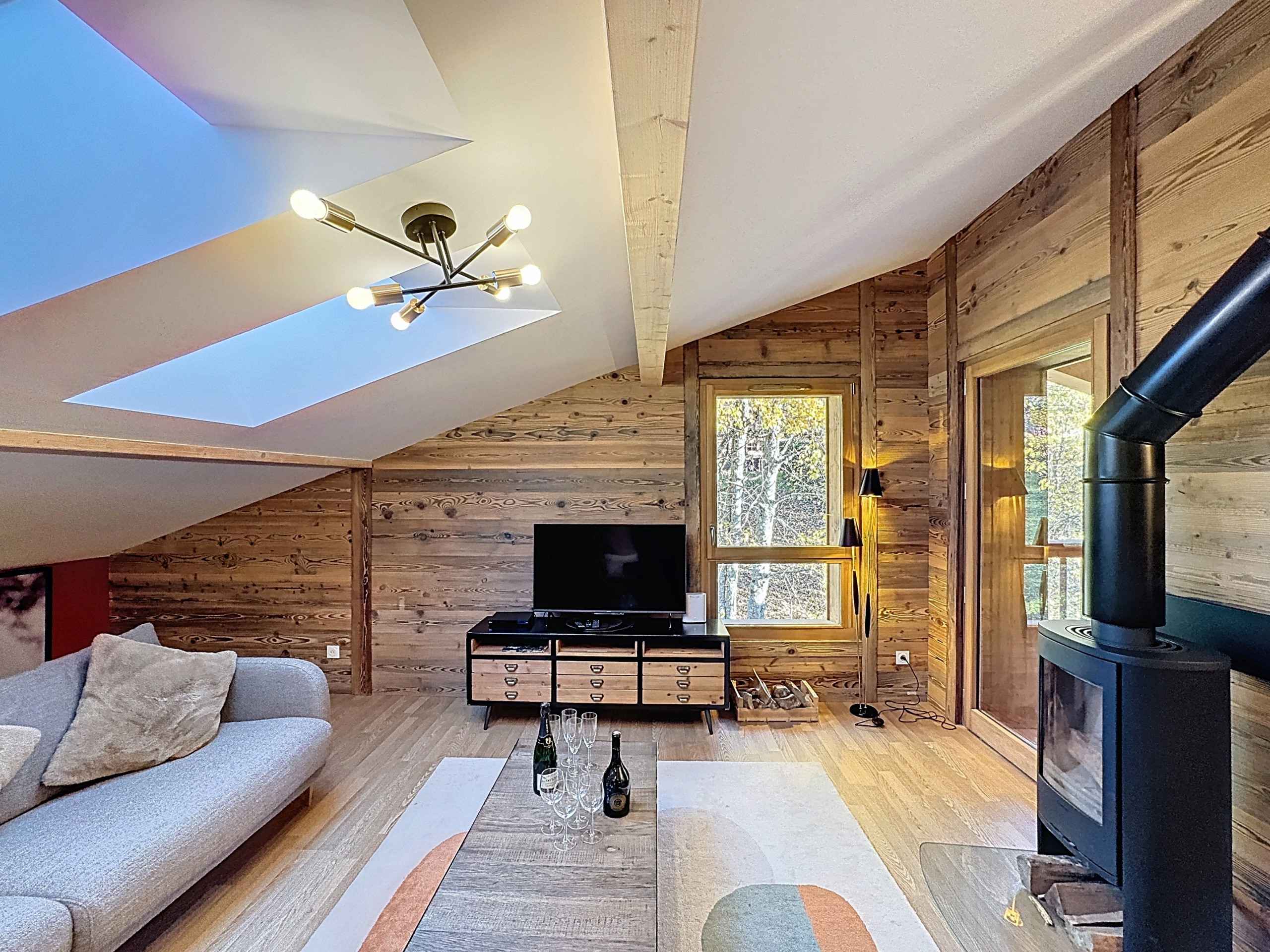 1770679534519394f7da17f0c805304985f380d071 - Attribut alt par défaut.