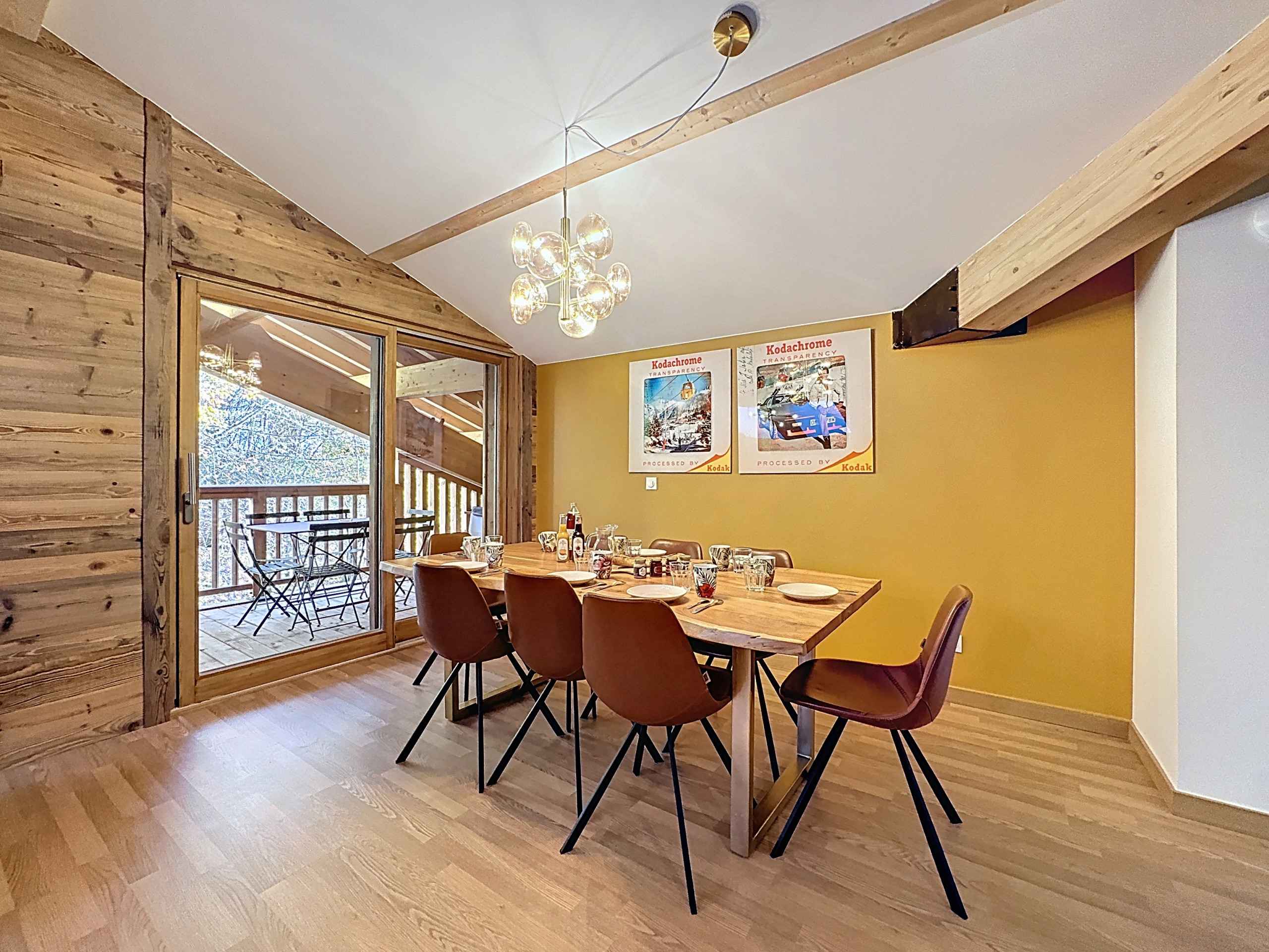 1770679528c32b9745ed2ff44460e82d9212b59d65 - Attribut alt par défaut.