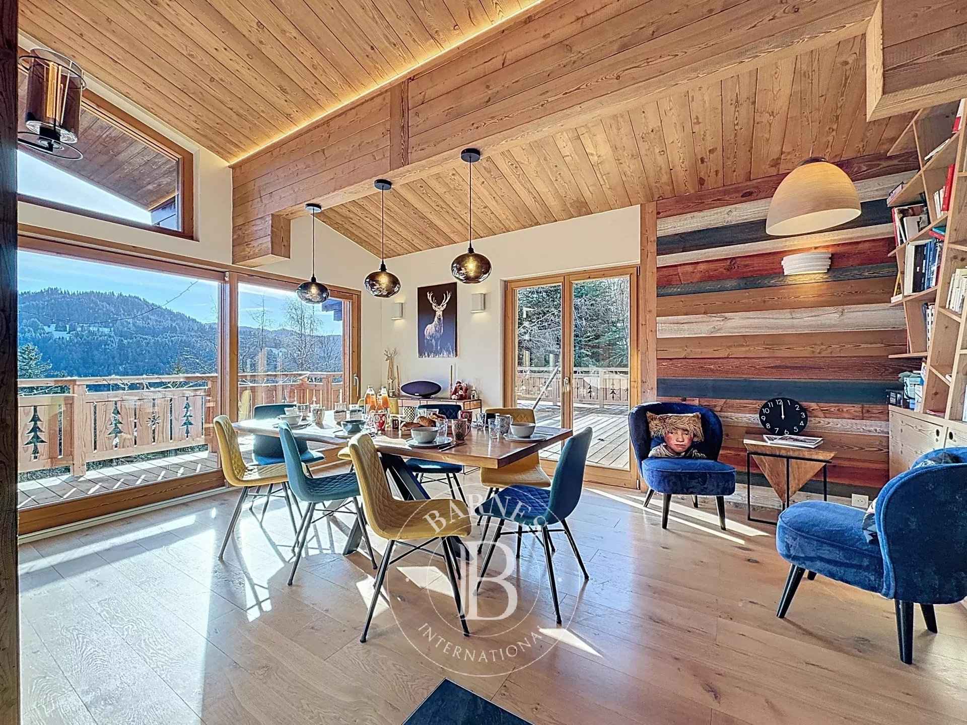 2fbe12d152d63a2499003ecaadee21b8 b04f1a5d3b 1920 original - Translation missing: en.helpers.application.image_tag.default_alt