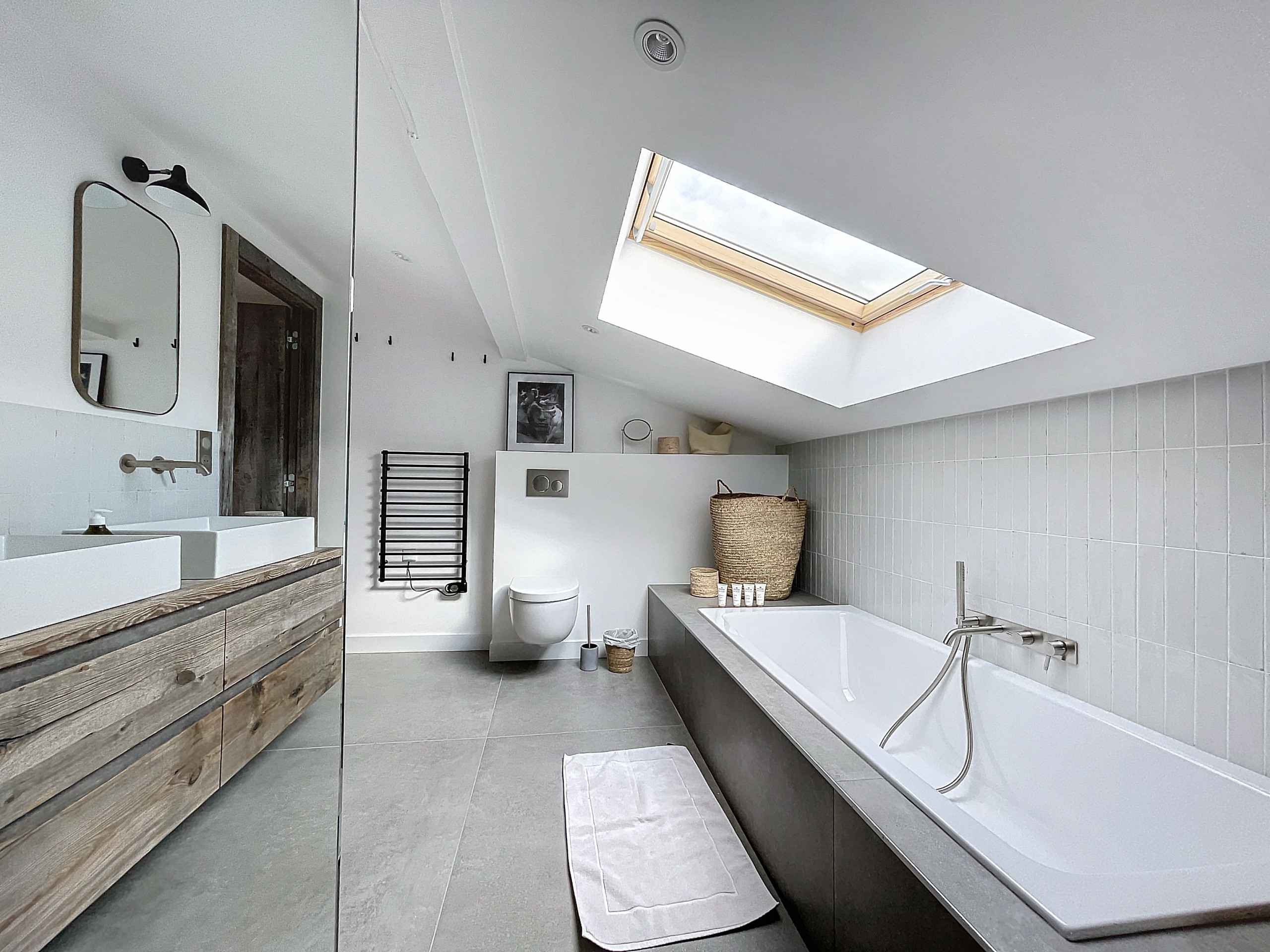 1716539675f3ea100dd2a481fba6681f7a728f1c8c - Translation missing: en.helpers.application.image_tag.default_alt