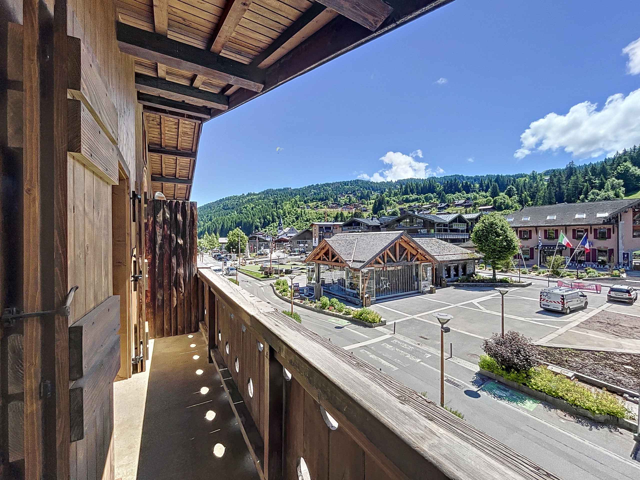 17192358611441e1b9c15ddf4fbf80fd3a9117991a - Translation missing: en.helpers.application.image_tag.default_alt