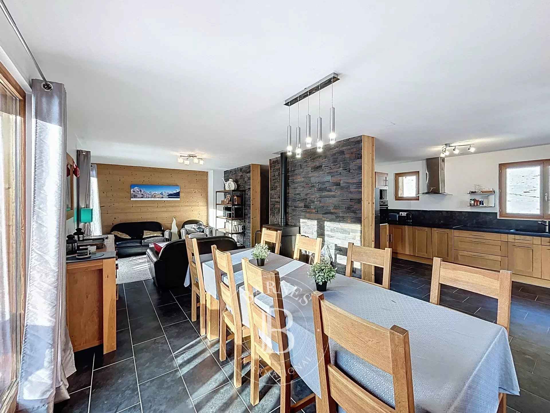 45ed516c468edb649c7da2c1de0bb6dd 06970d1c43 1920 original - Translation missing: en.helpers.application.image_tag.default_alt