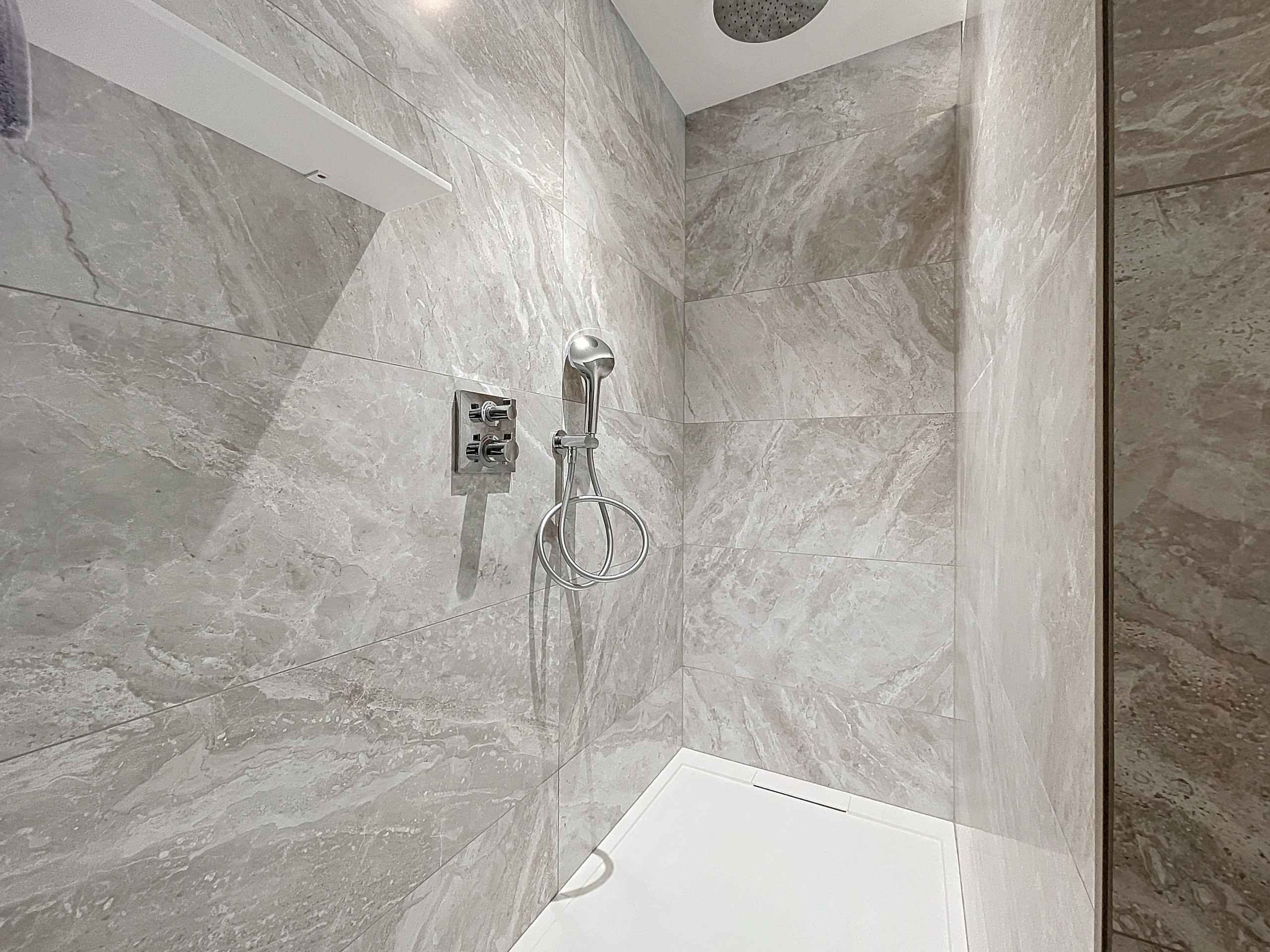 173079698869e0cfc14c7e82741beefb235e29c0b2 - Translation missing: en.helpers.application.image_tag.default_alt