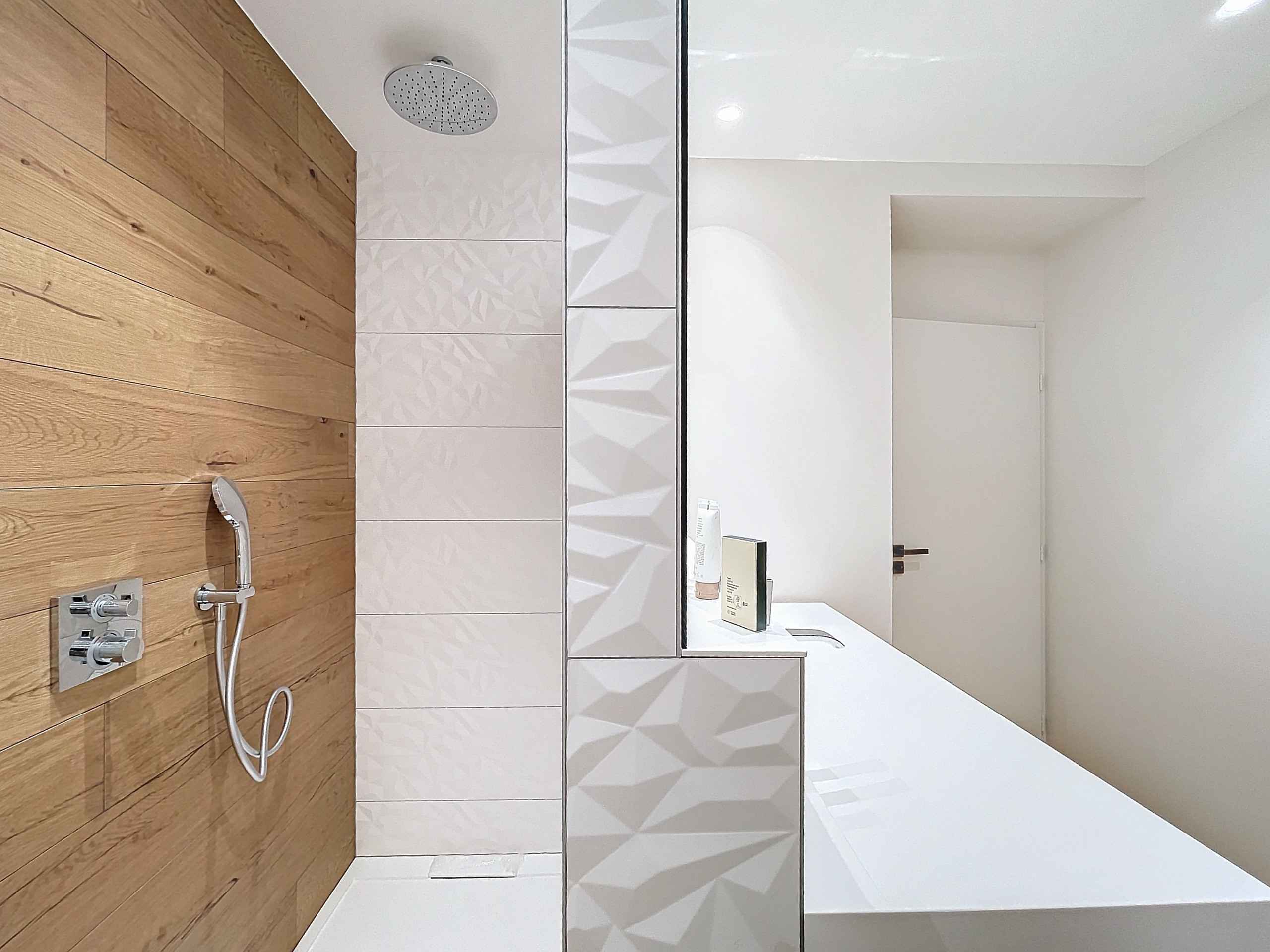 1730796957695af05ebf9871da738e105438924f67 - Translation missing: en.helpers.application.image_tag.default_alt