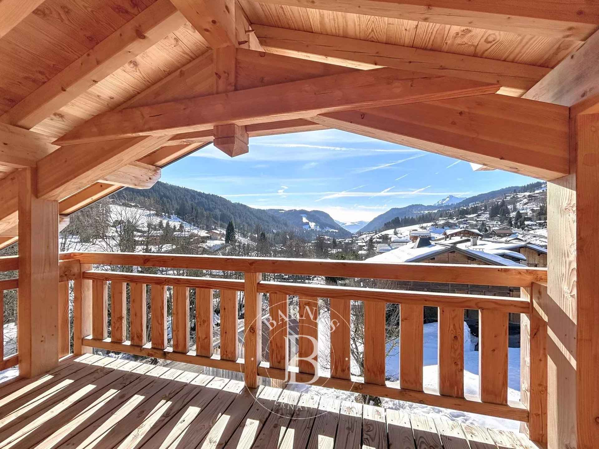 8c8a0fb6fd5bb7868298722591453e44 c8ab940a7b 1920 original - Attribut alt par défaut.