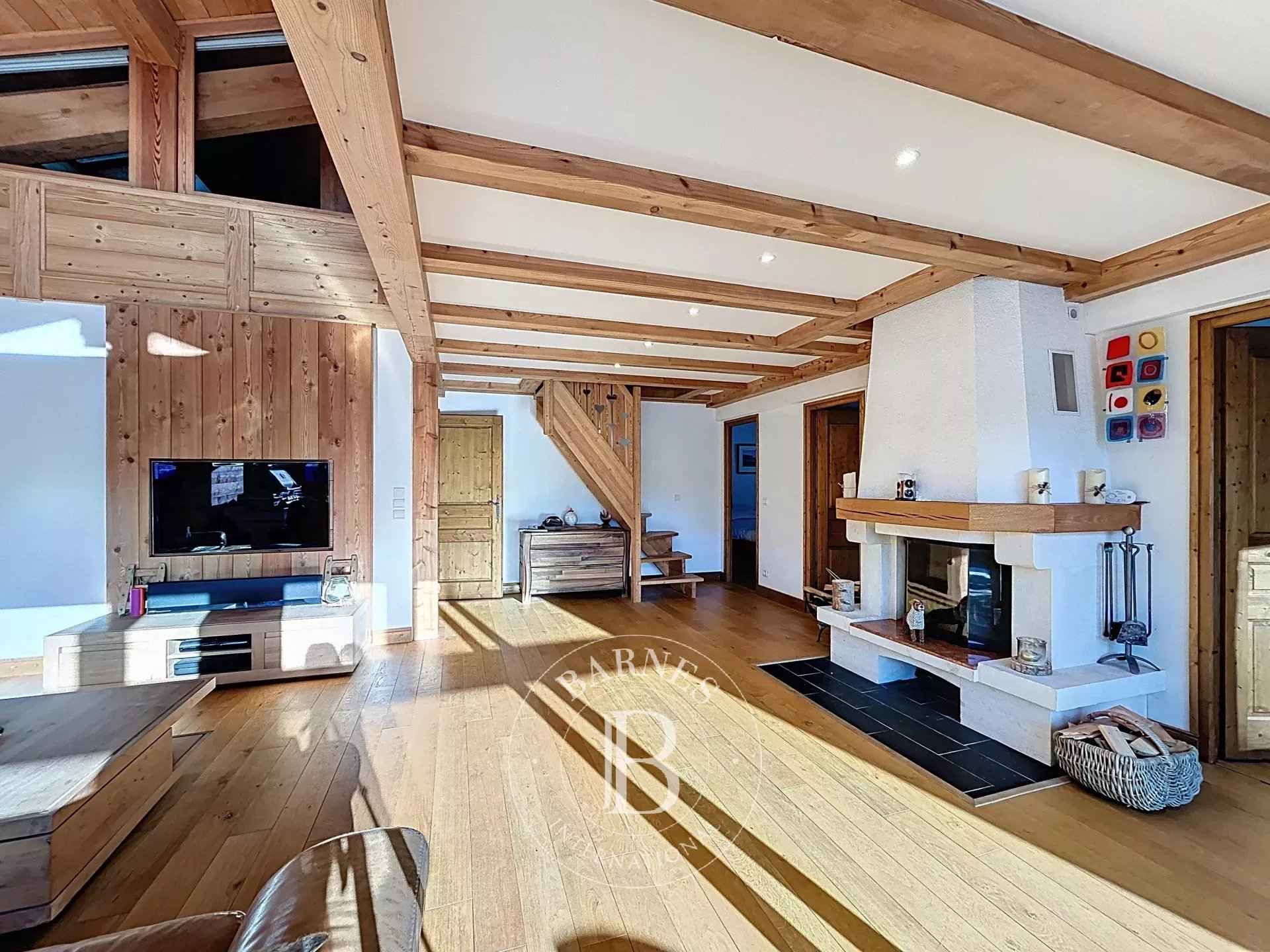 9222df604c410b30eea64077f2d3626a 63e27eb6c5 1920 original - Attribut alt par défaut.