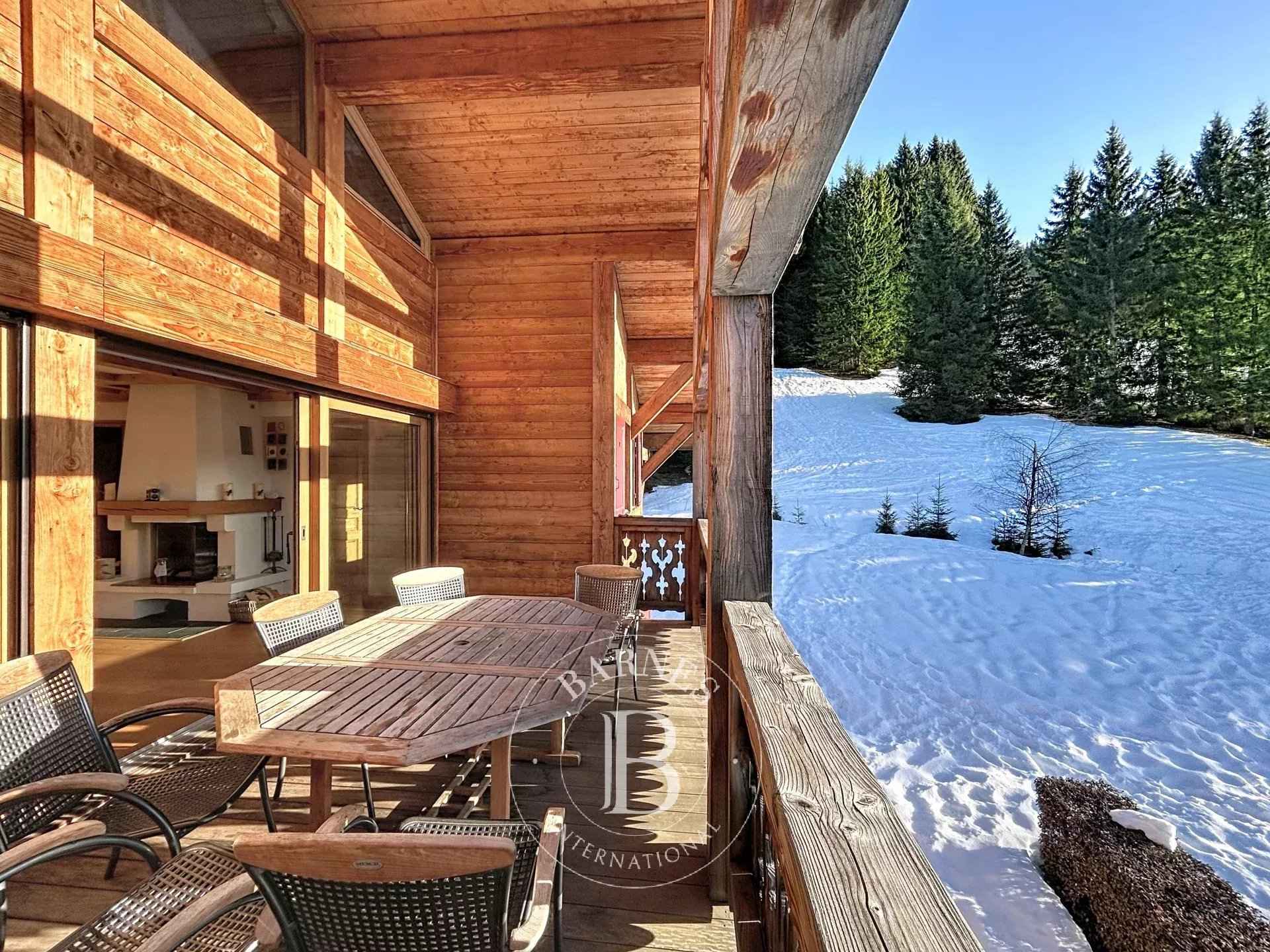 773a12ab1441f1fc1ba5e7fcf809bd41 664ade8567 1920 original - Attribut alt par défaut.