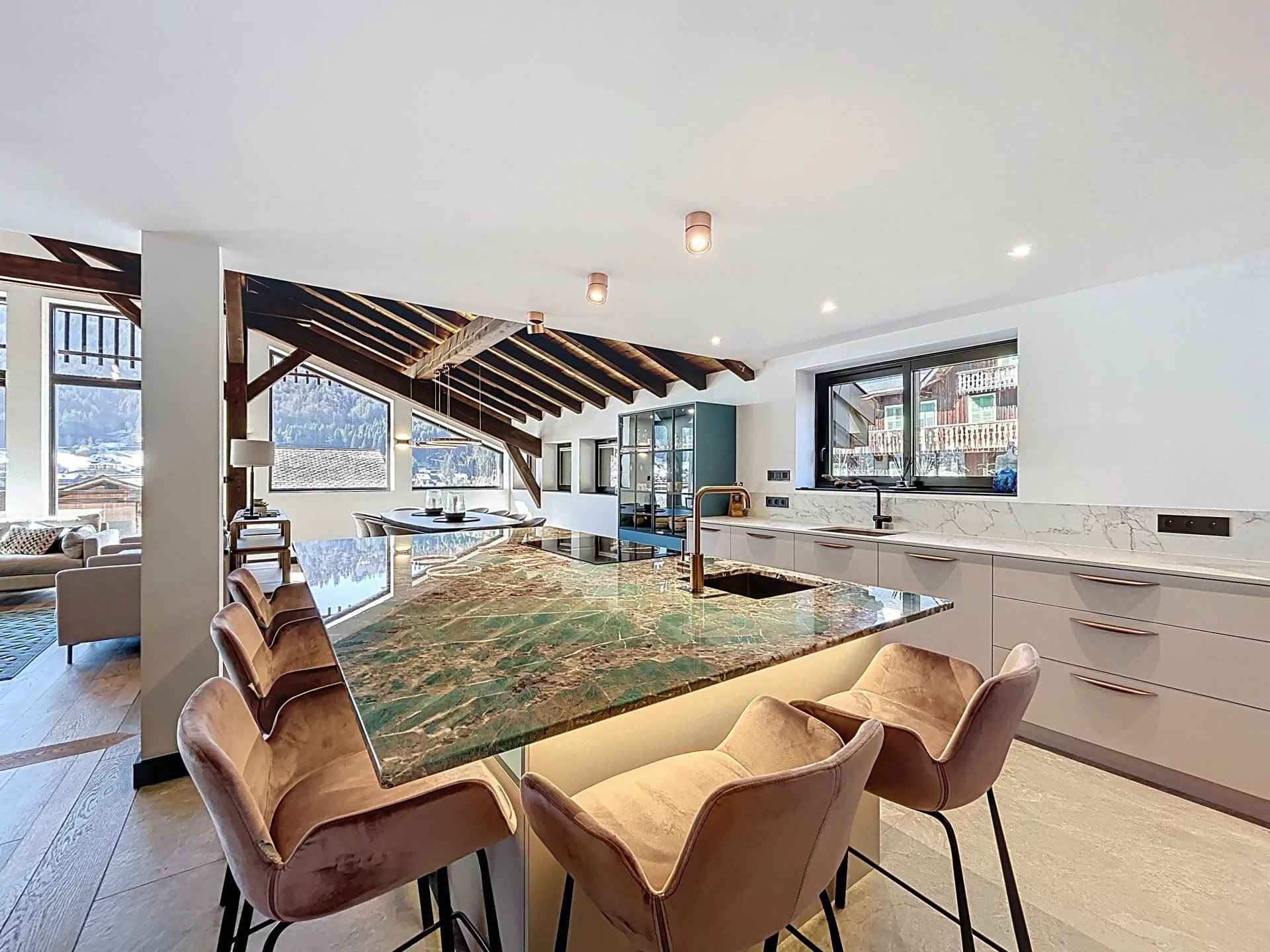 81ac71b35e6a362effda406c8fd264e7 ed457dbd78 1920 original - Translation missing: en.helpers.application.image_tag.default_alt