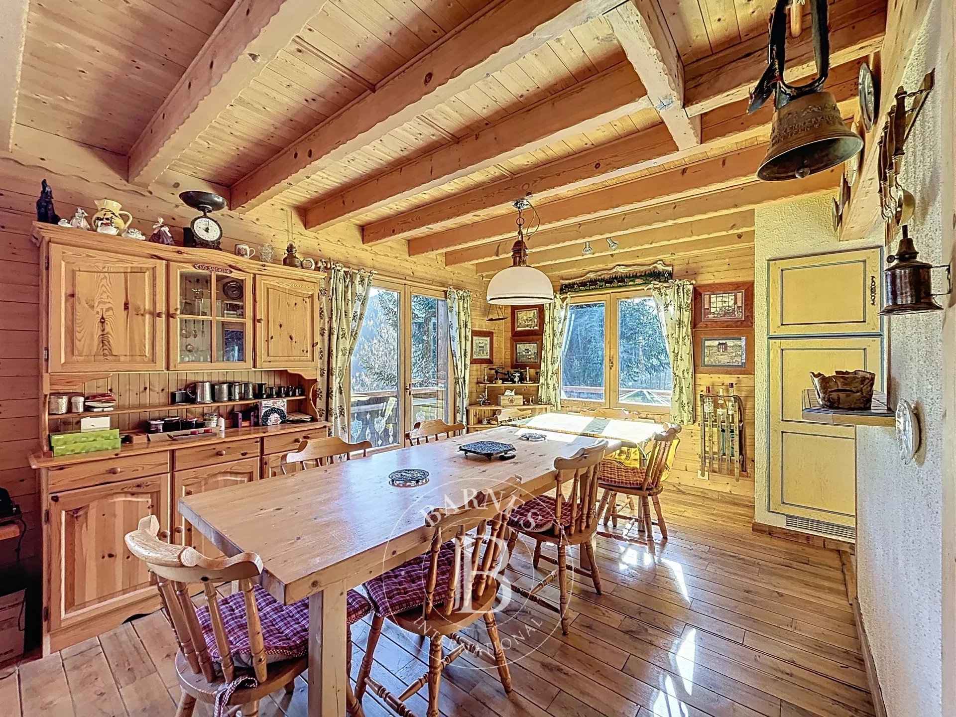 0bd4cdb2d6cd02e7882da24d1f330693 5a0cbb1cd2 1920 original - Translation missing: en.helpers.application.image_tag.default_alt