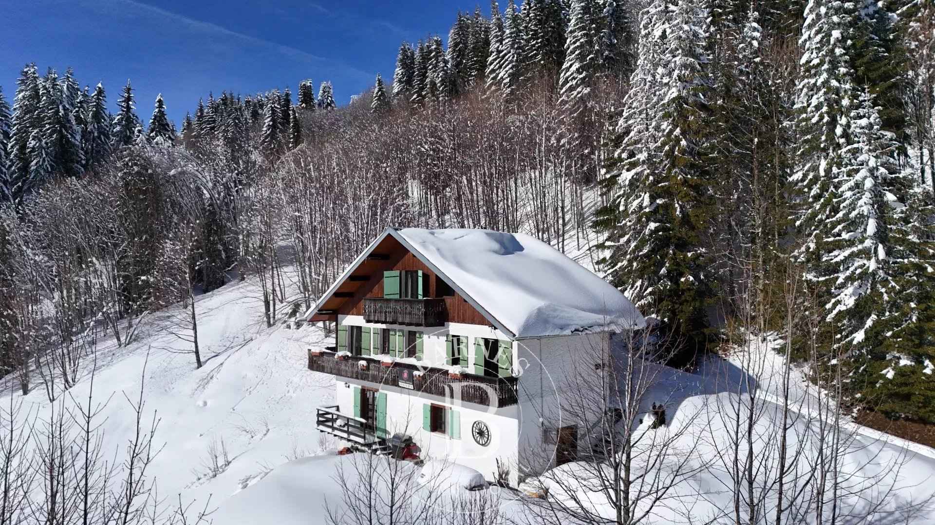 1d5f5e0e15e9895758657f1790371bf2 3edf599232 1920 original - Attribut alt par défaut.