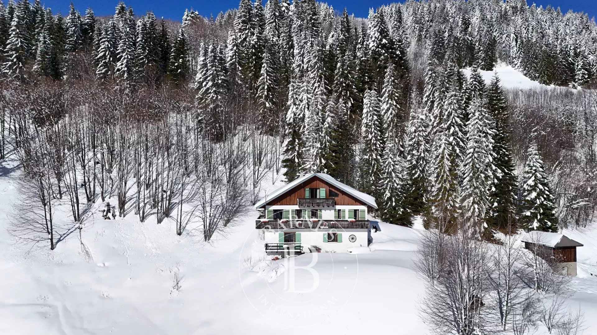 Ad5639d61daa55a3bd04b4196212c683 5eecddf904 1920 original - Attribut alt par défaut.