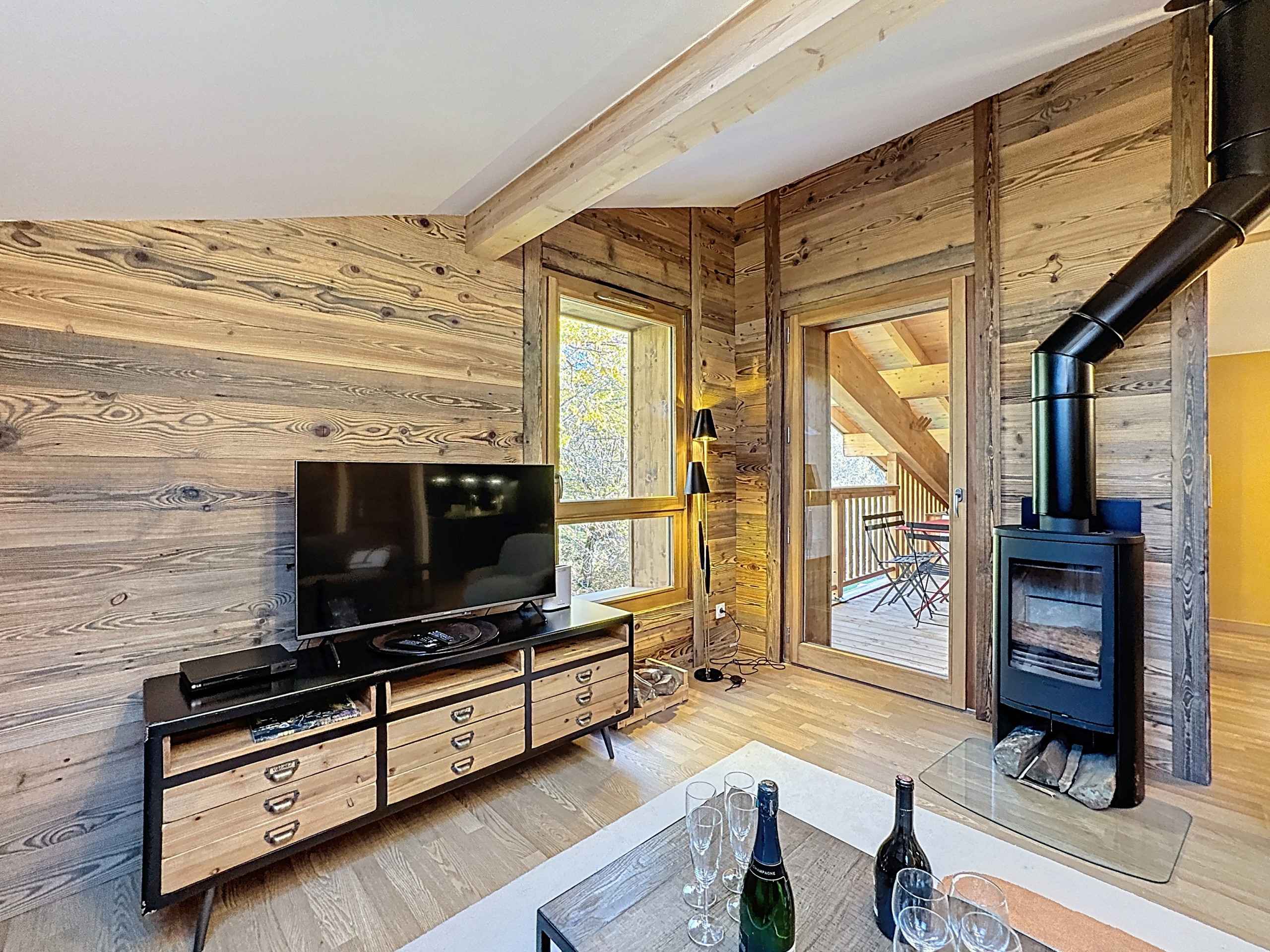 17706795724f4768341b8d93b280b8e399c8c65029 - Translation missing: en.helpers.application.image_tag.default_alt