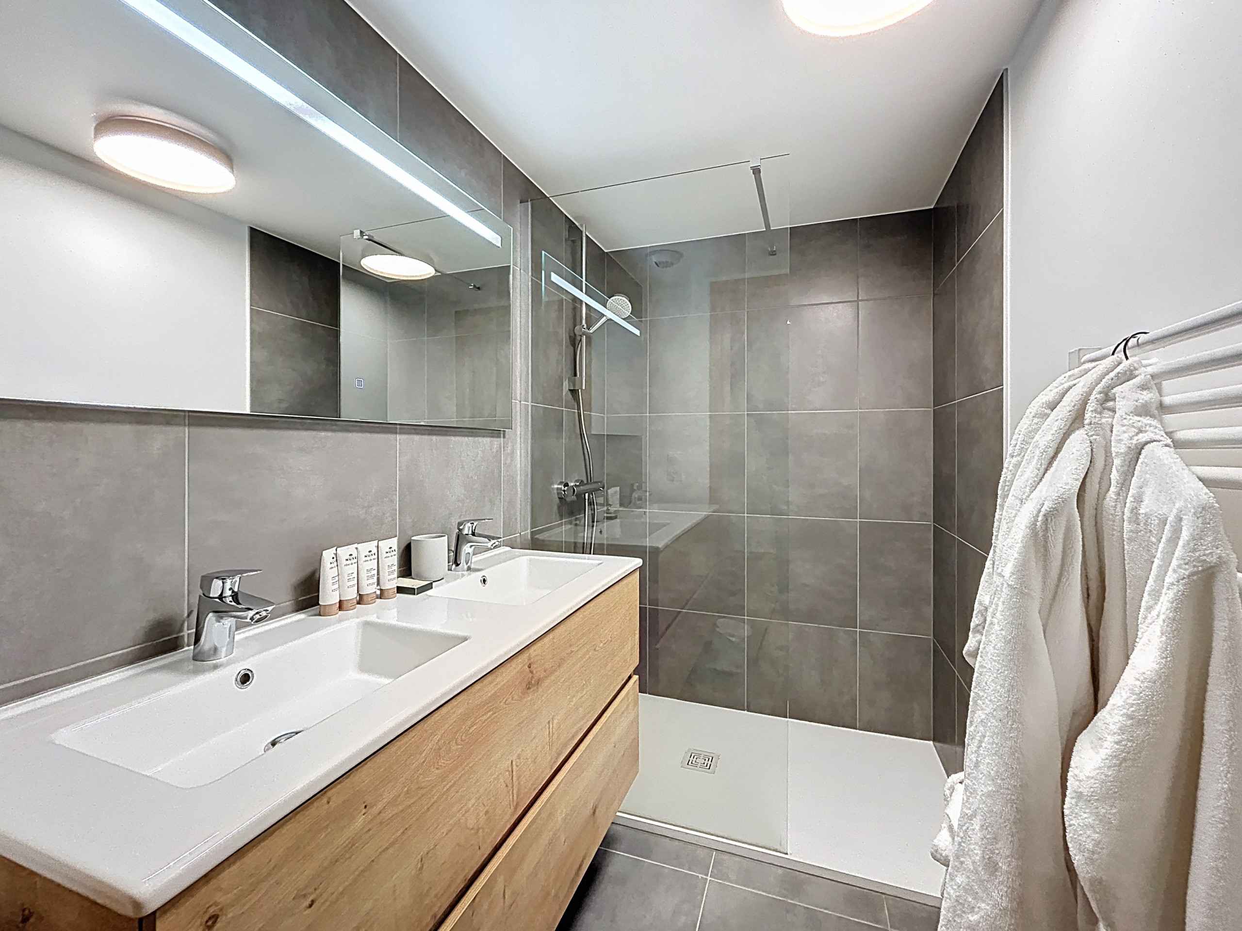 17706795278a3d63fb05ef9ded9352f9b5c3611070 - Translation missing: en.helpers.application.image_tag.default_alt