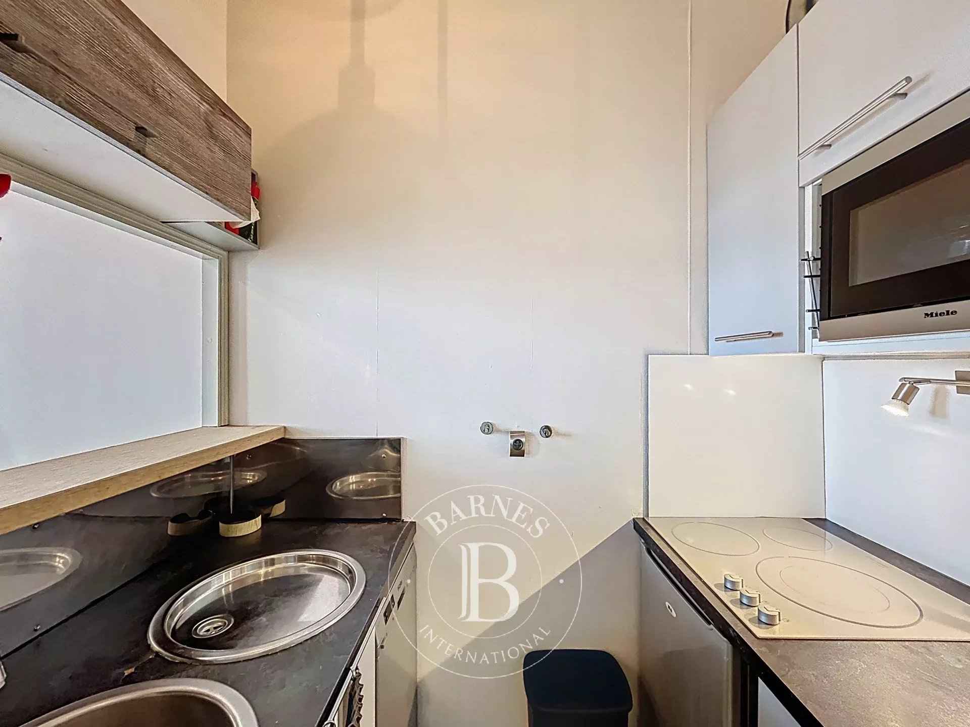 7d6e65b3ae3302f3875322446eba6115 9935326f9a 1920 original - Attribut alt par défaut.