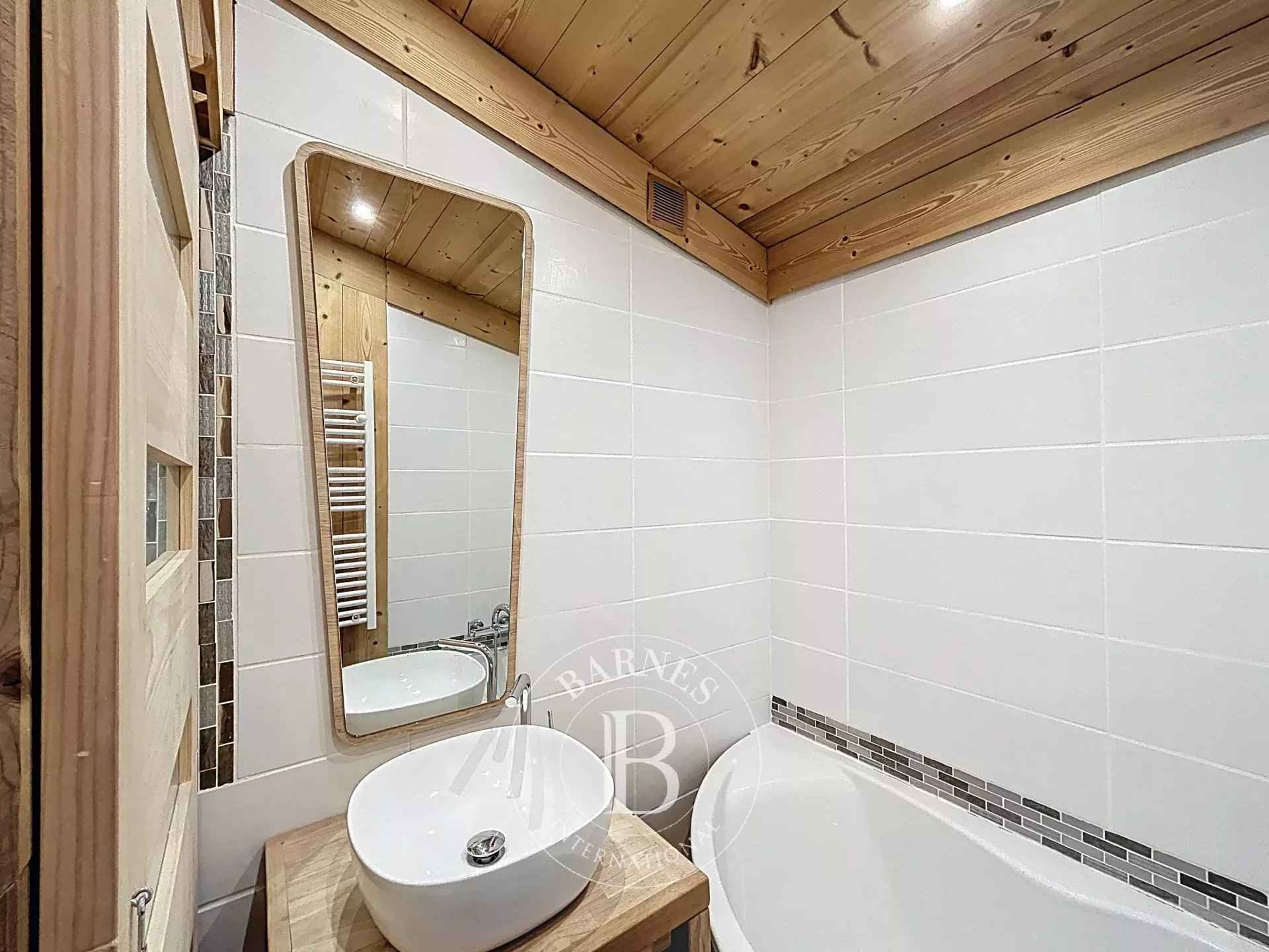 F9d3ae976576115c5d6881ef3a174bc7 09c5ef864d 1920 original - Attribut alt par défaut.