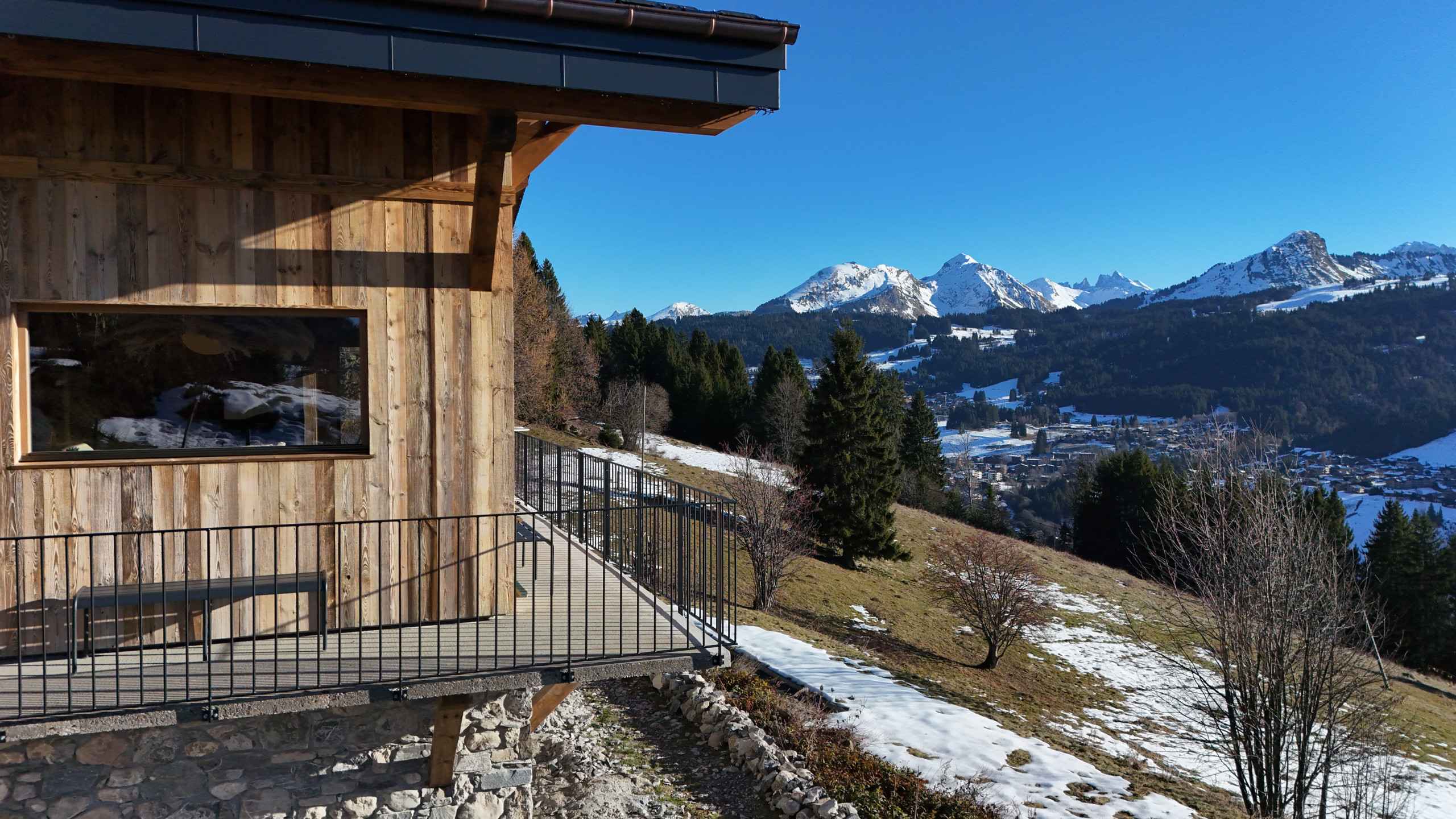 17656699604f2eaaf7365217c676df10790d42cfa5 - Translation missing: en.helpers.application.image_tag.default_alt