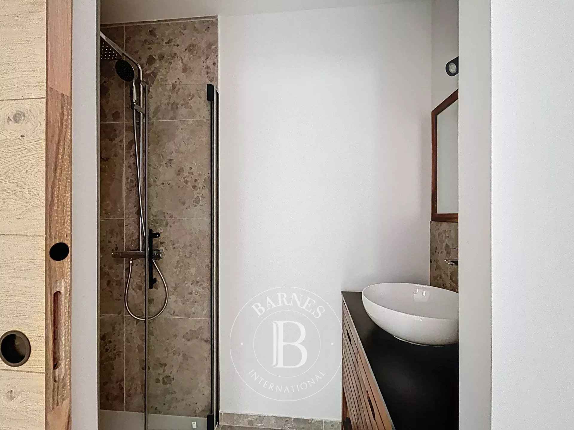 9d6bad678910b6d46e39220efbf1ac7b efdea565e1 1920 original - Translation missing: en.helpers.application.image_tag.default_alt