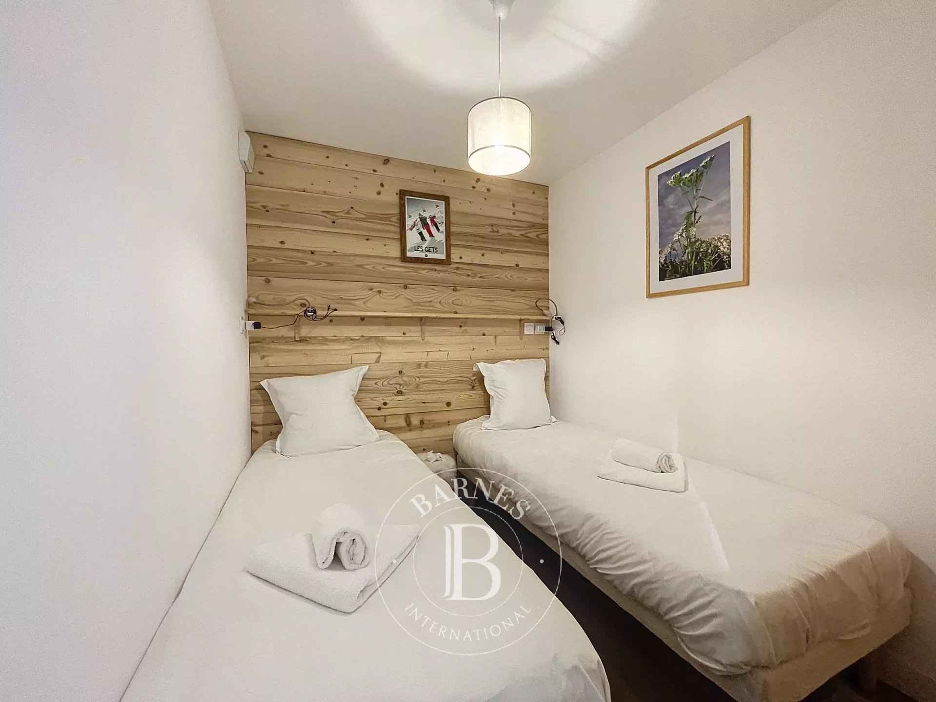 Eb056bfa70f5cc856bf8a7e41ee019da 5381e70591 1920 original - Attribut alt par défaut.