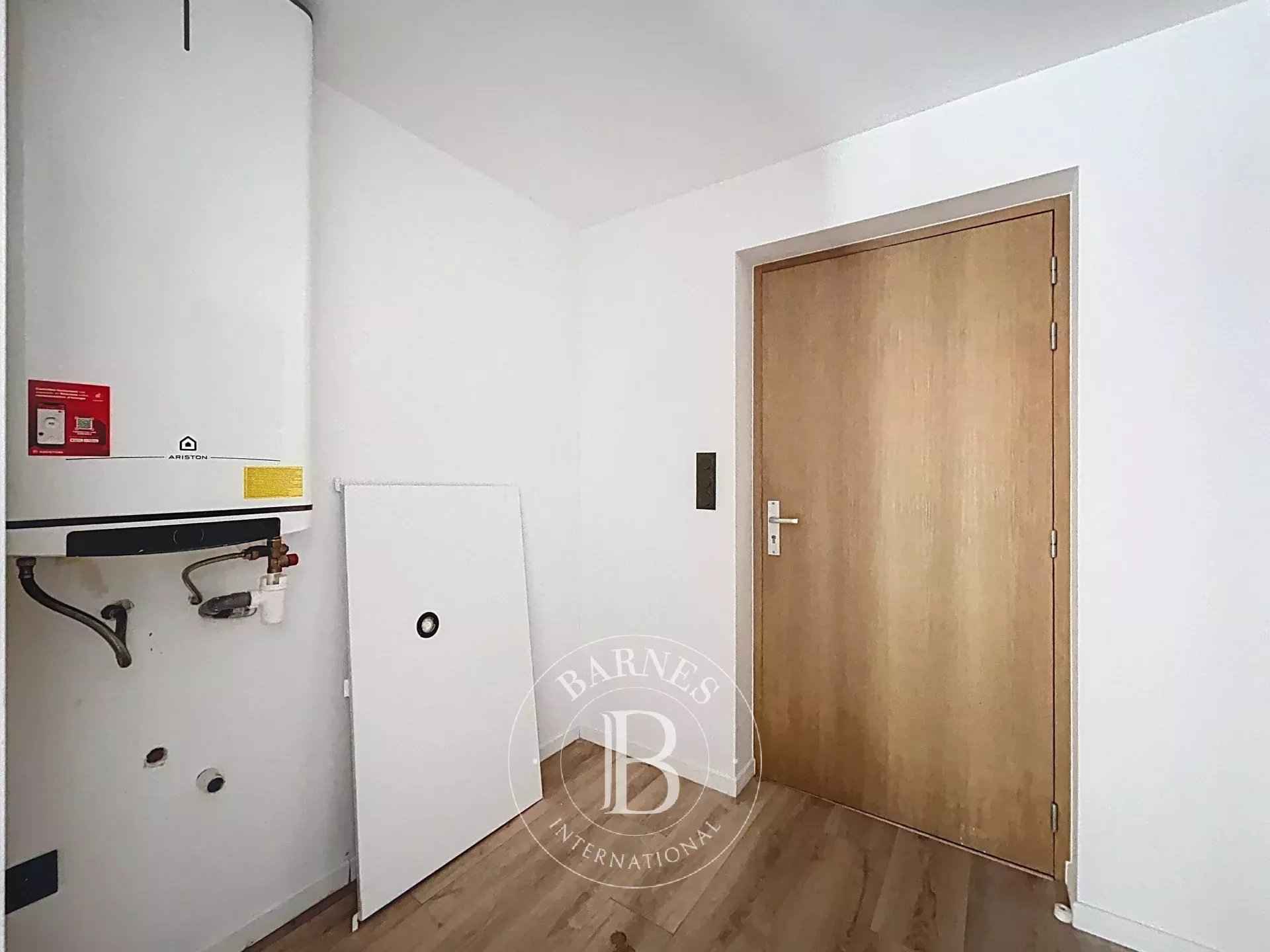 112b6476328add3fc06ff6b8d07c67d2 6c8155f8f3 1920 original - Attribut alt par défaut.